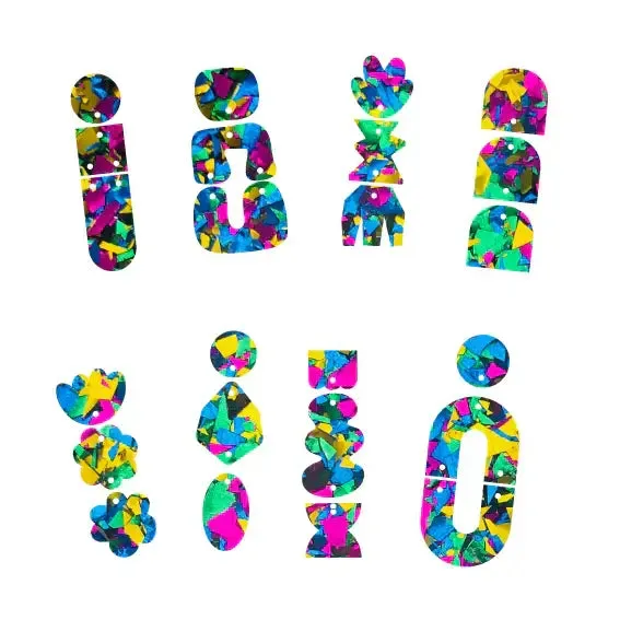 © Block Colour Totems - 2 Pair Set