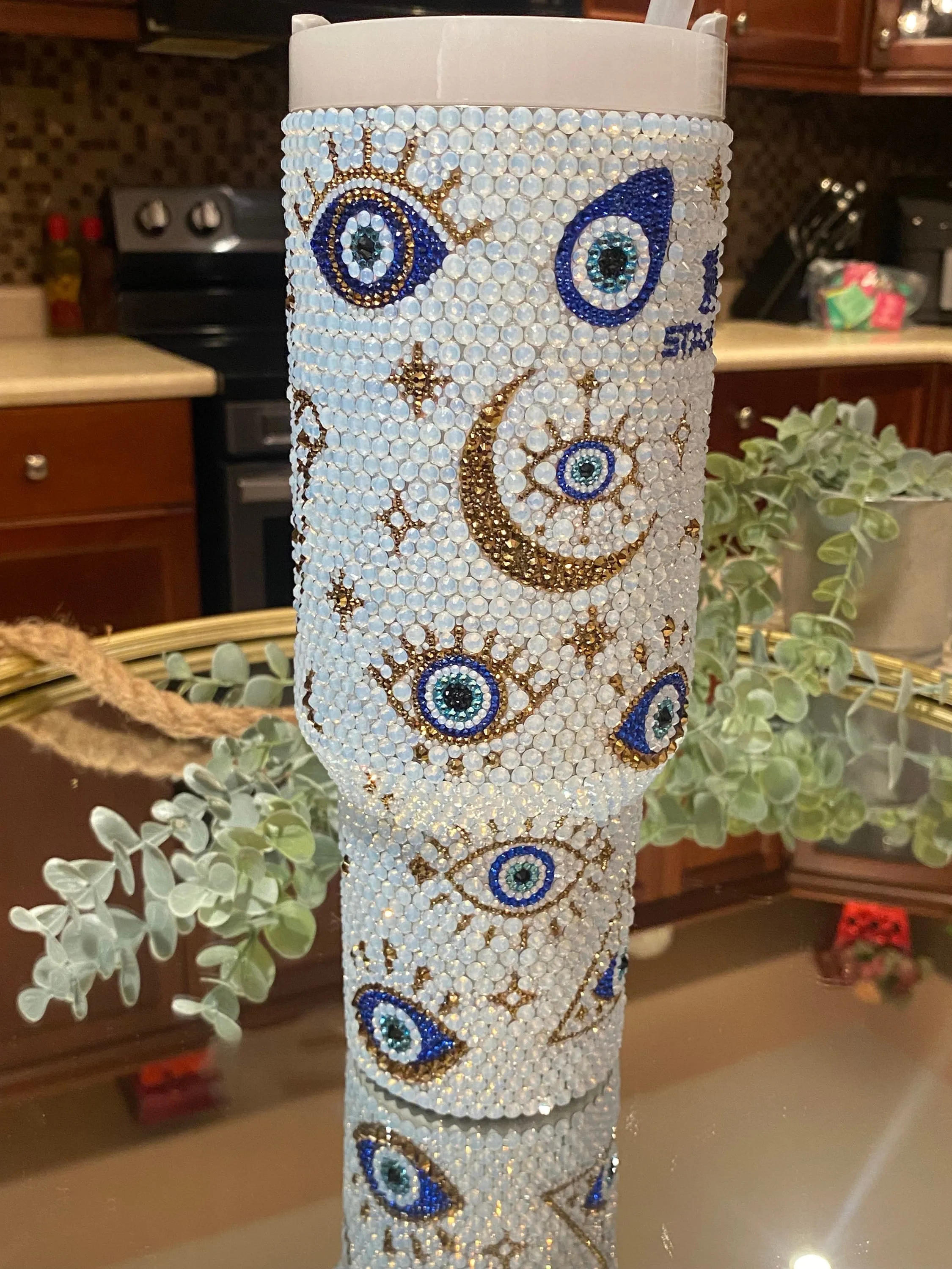 40 Oz Crystal Decorated Tumbler With Handle