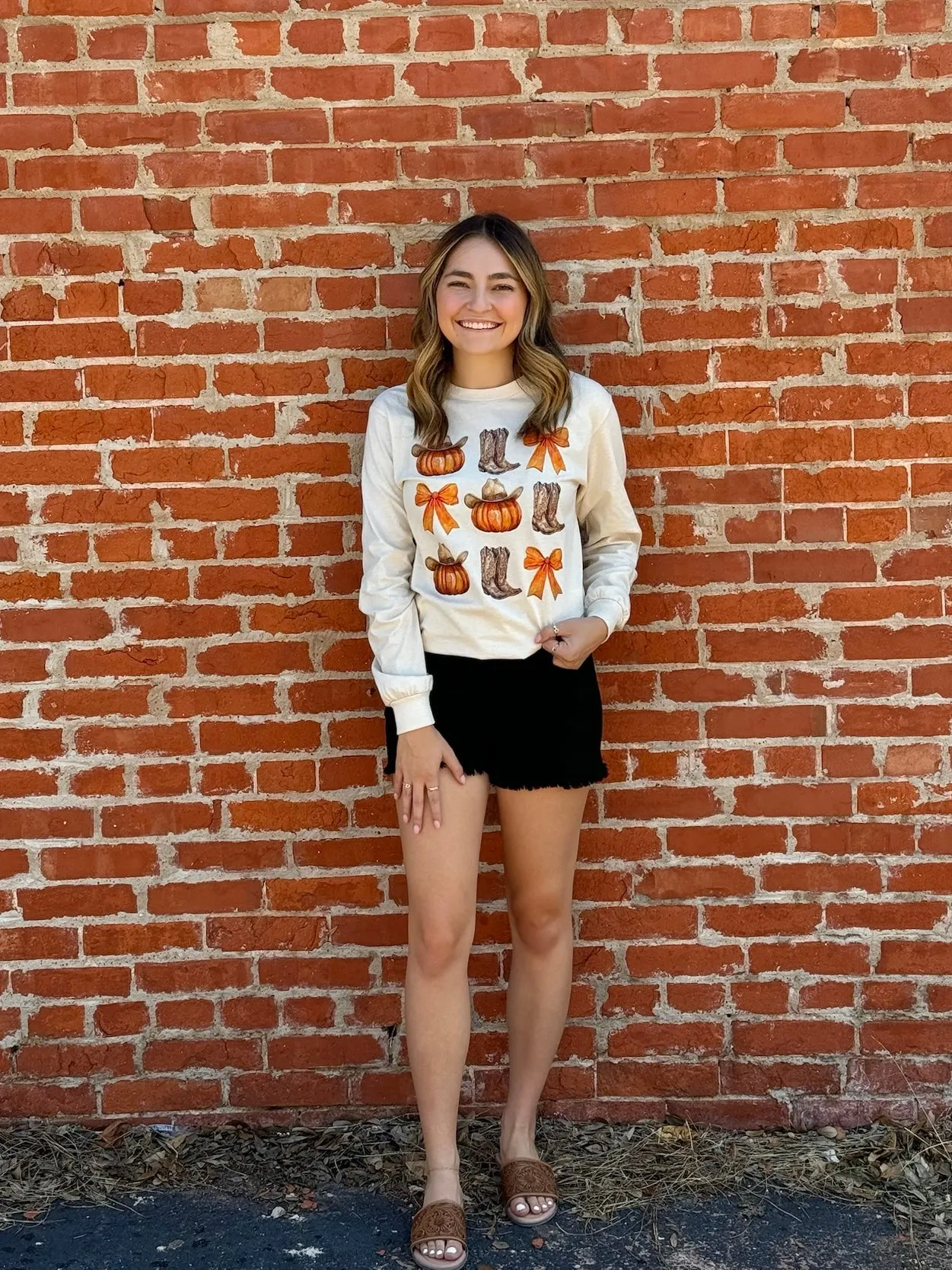 50% Off - Beige Pumpkin Long Sleeve Graphic Tee