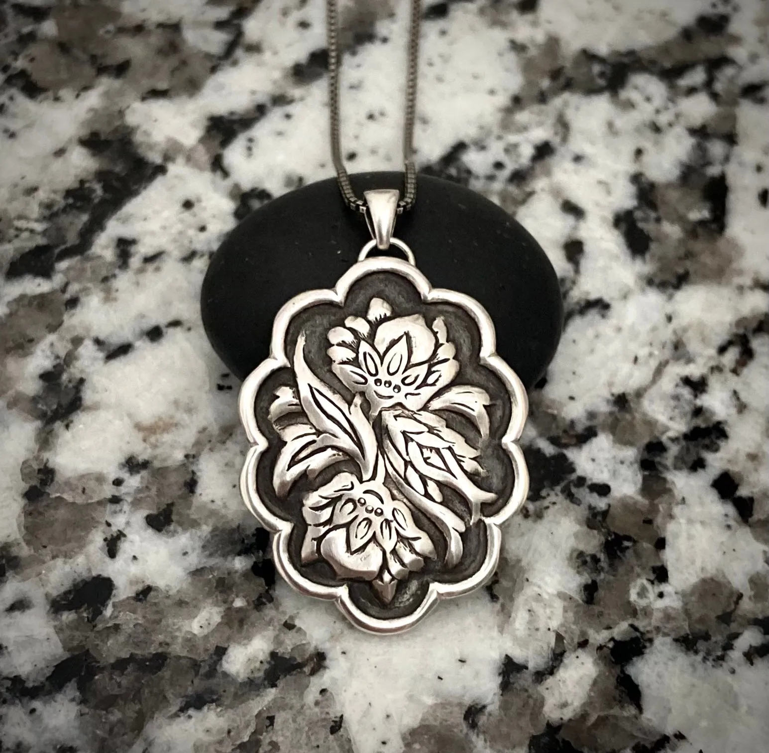 Arabesque Lotus Pendant