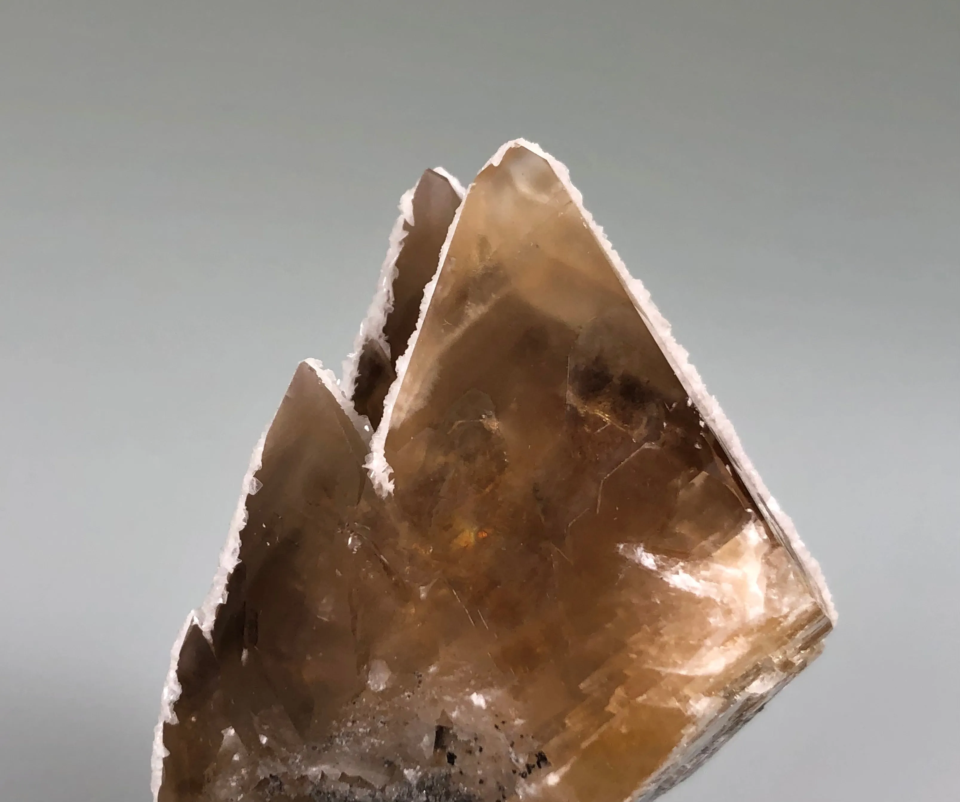 Barite on Calcite, Annabel Lee Mine, Ozark-Mahoning Company, Harris Creek District,  Southern Illinois, Mined c. late 1980’s, ex. R. E. Pickens, Ron Roberts Collection CB-15, Miniature 4.5 x 5.0 x 6.5 cm, $45. Online 5/11.
