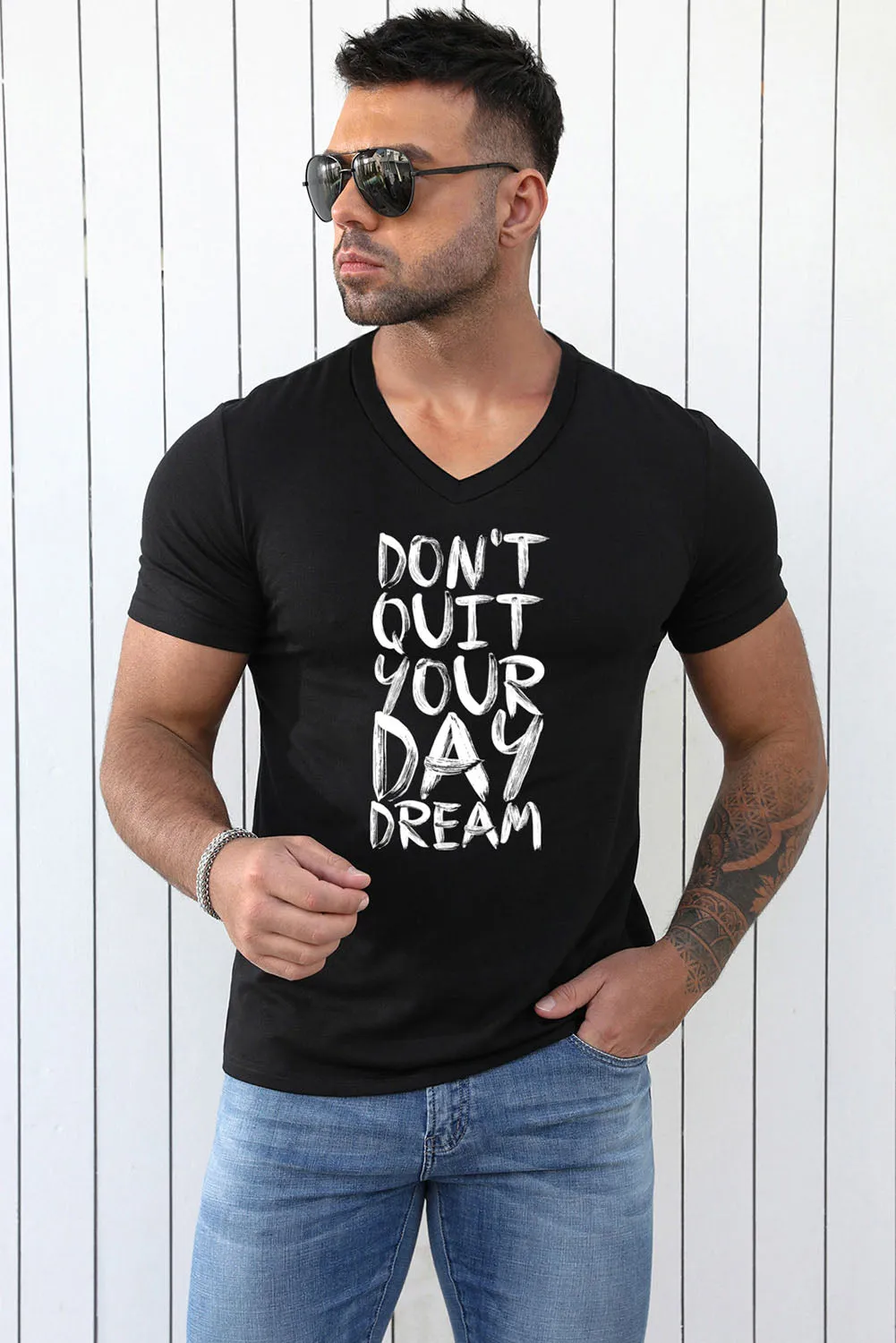 Black Don't Quit Your Day Dream Muscle Fit Men's T Shirt
