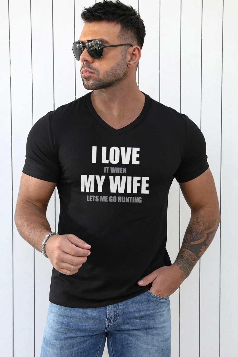 Black Men's Funny Words Print Muscle Fit V Neck T Shirt
