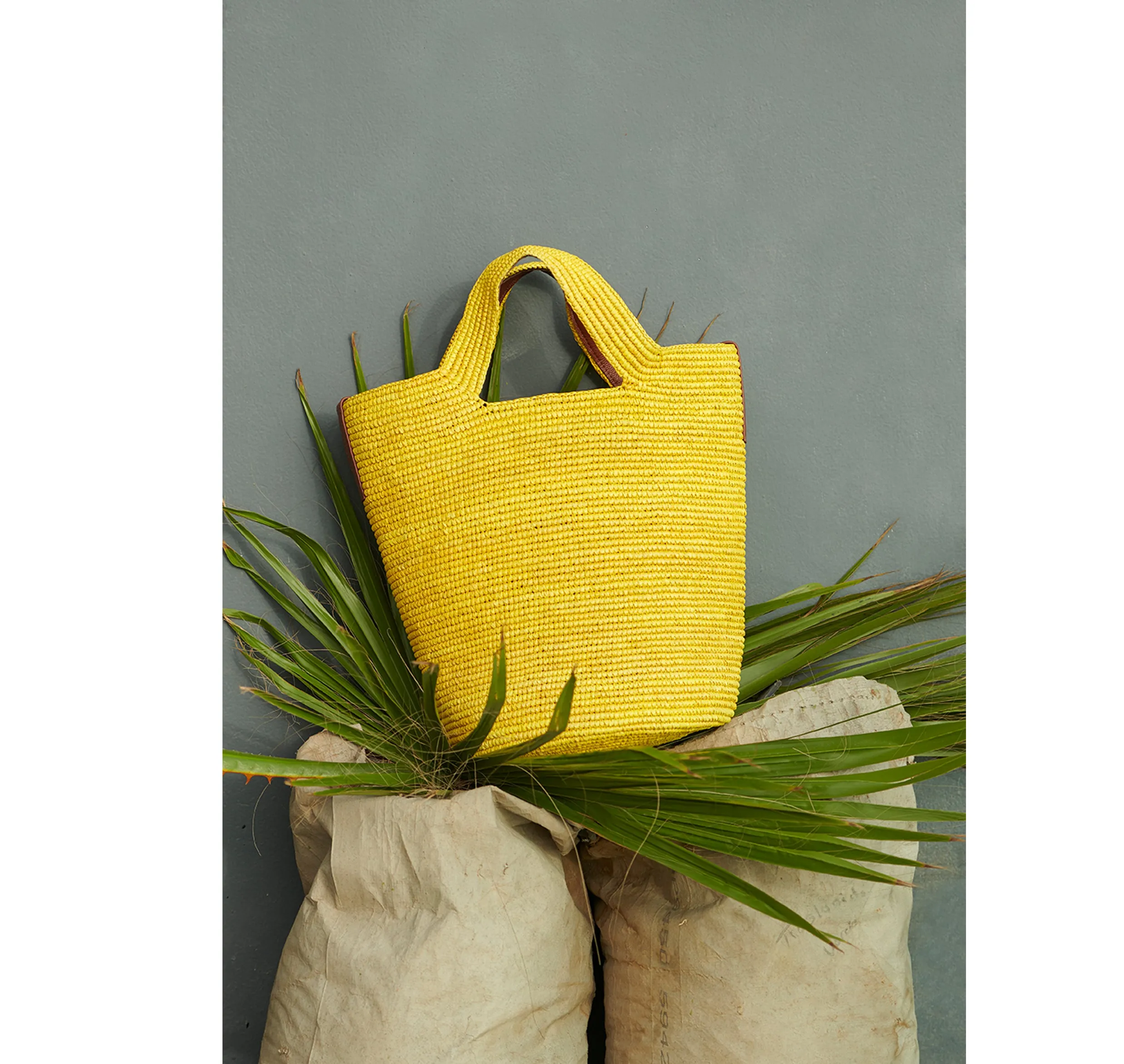 “Bolso Playero” Soft Woven Straw Carryall