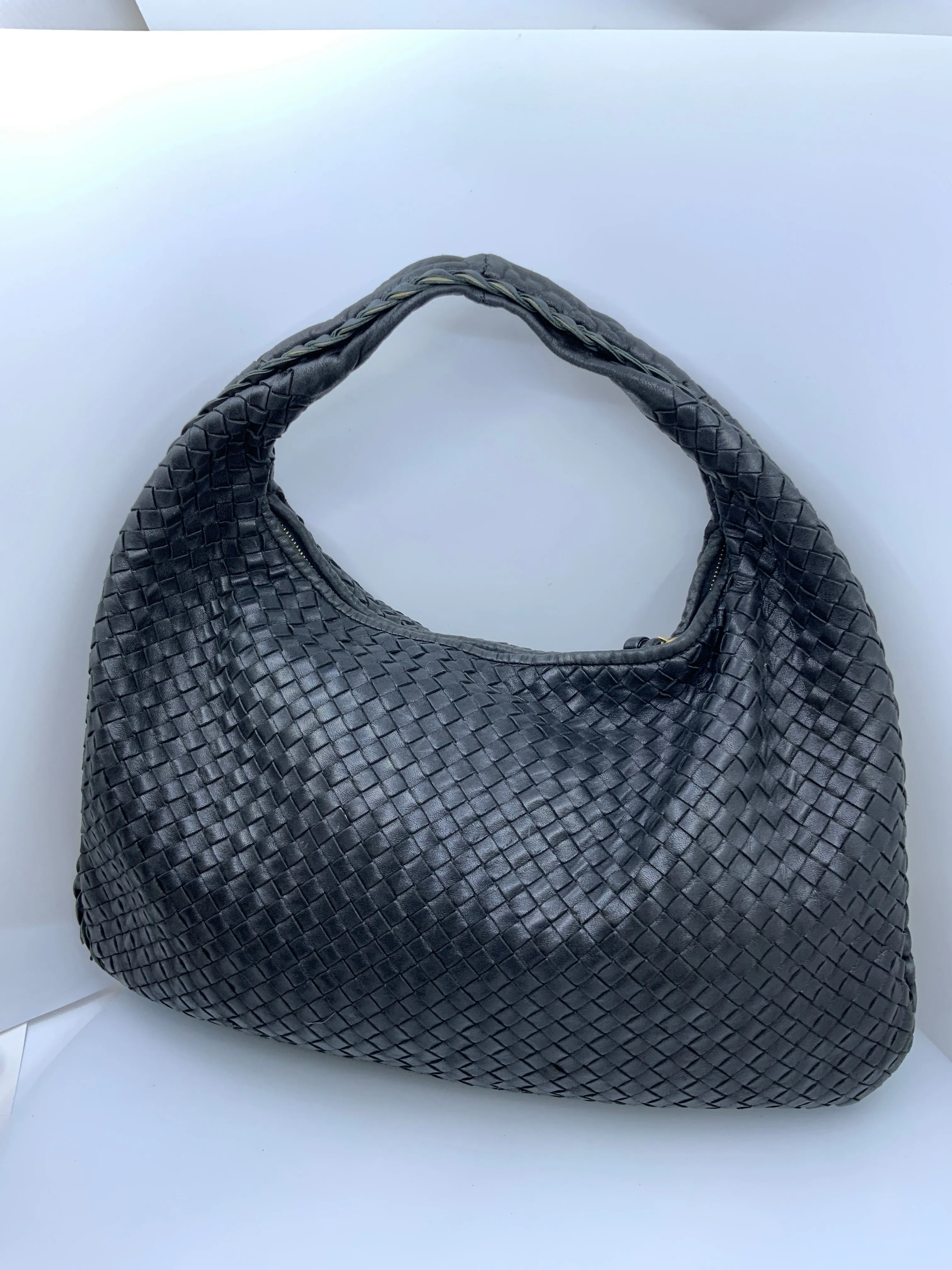 BOTTEGA VENETA INTRECCIATO HOBO BAG