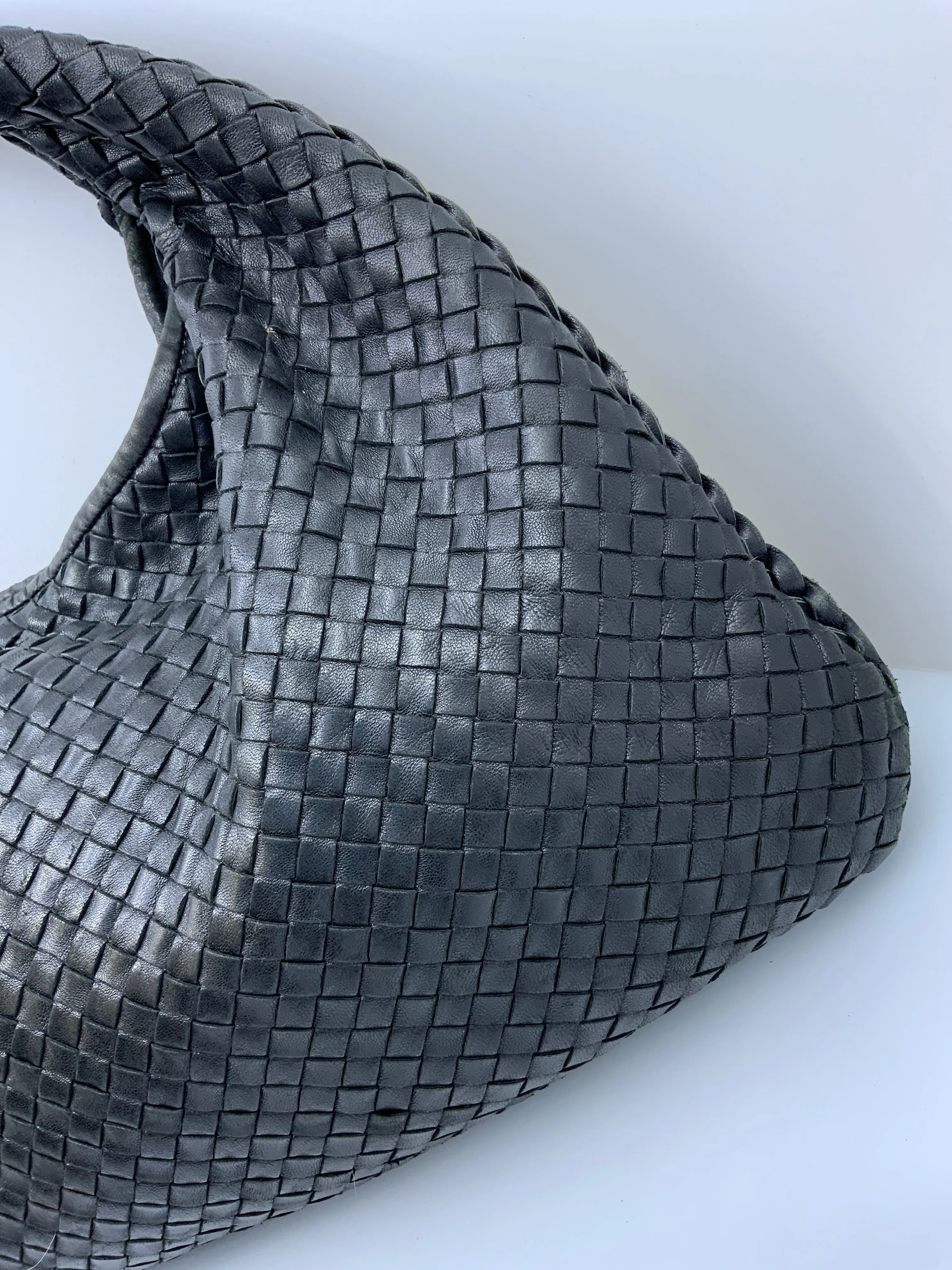 BOTTEGA VENETA INTRECCIATO HOBO BAG