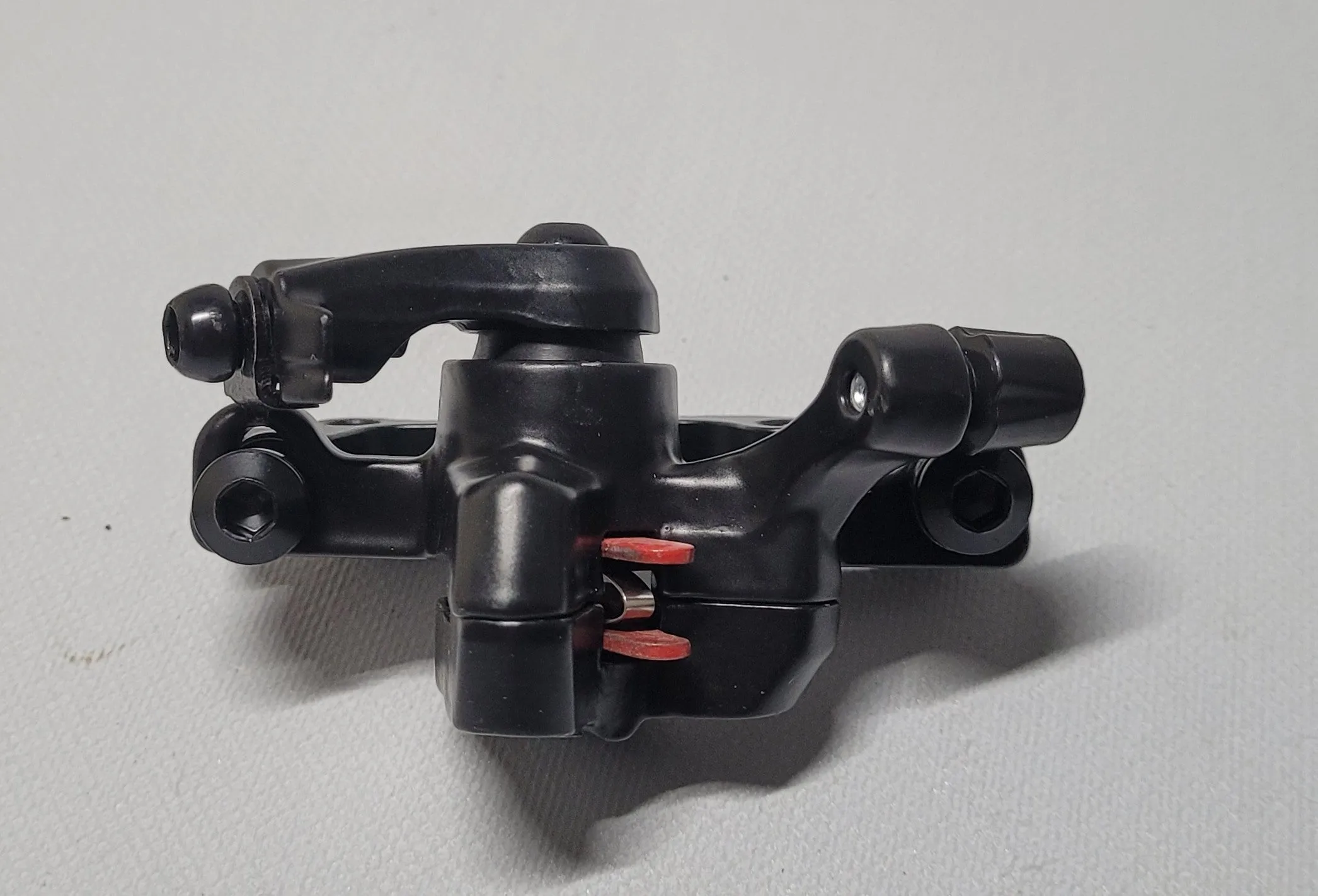 CA032 REAR CALIPER WITH PADS FOR 49CC 2 STROKE MINI QUAD BIKE ATV NEW STYLE!