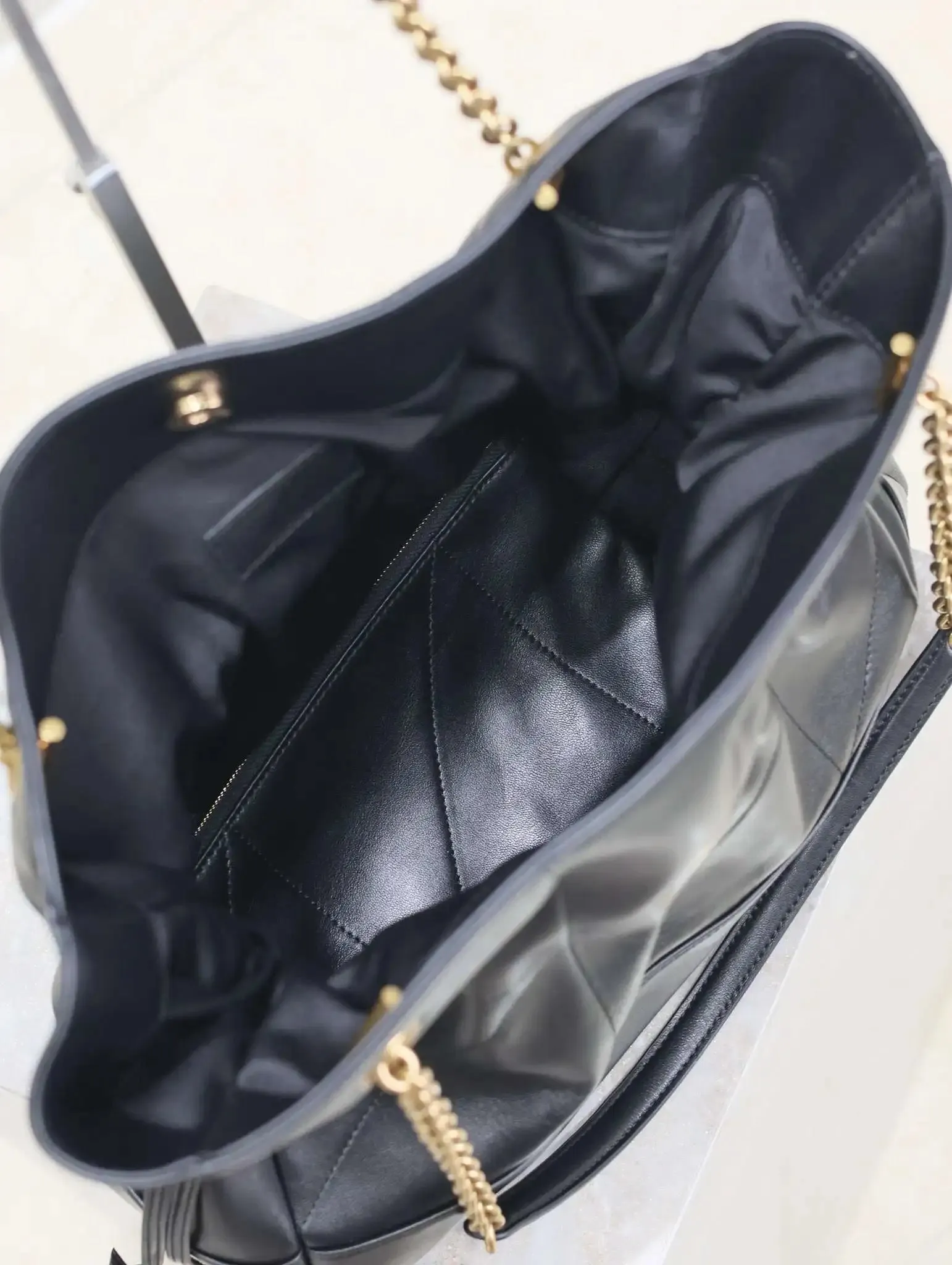 Chain Link Quilted Tote Bag