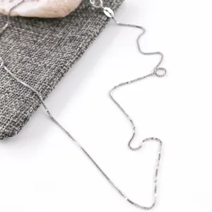 Collier delicate