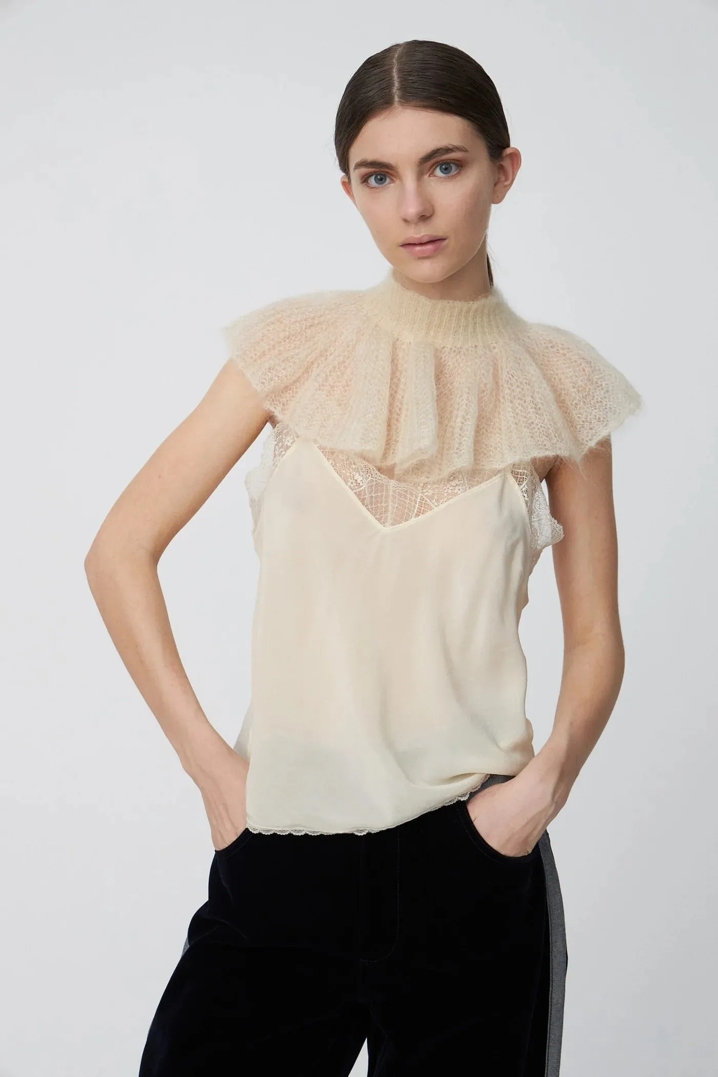Delicate Knitted Sweater: Crème