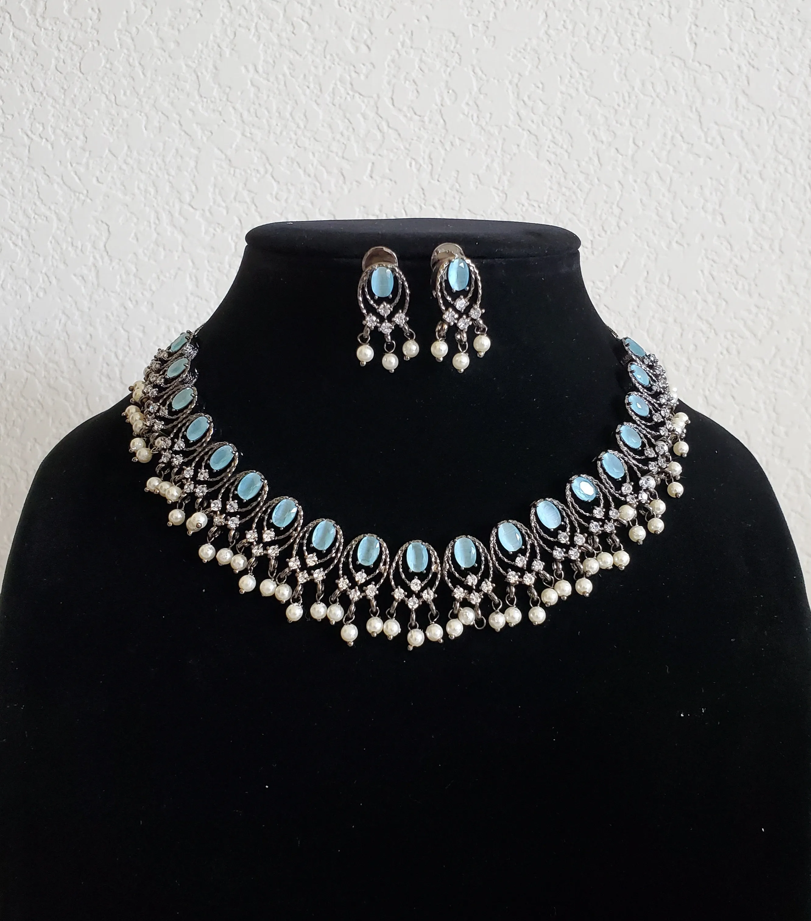 Delicate Necklace With Oxidised Plating