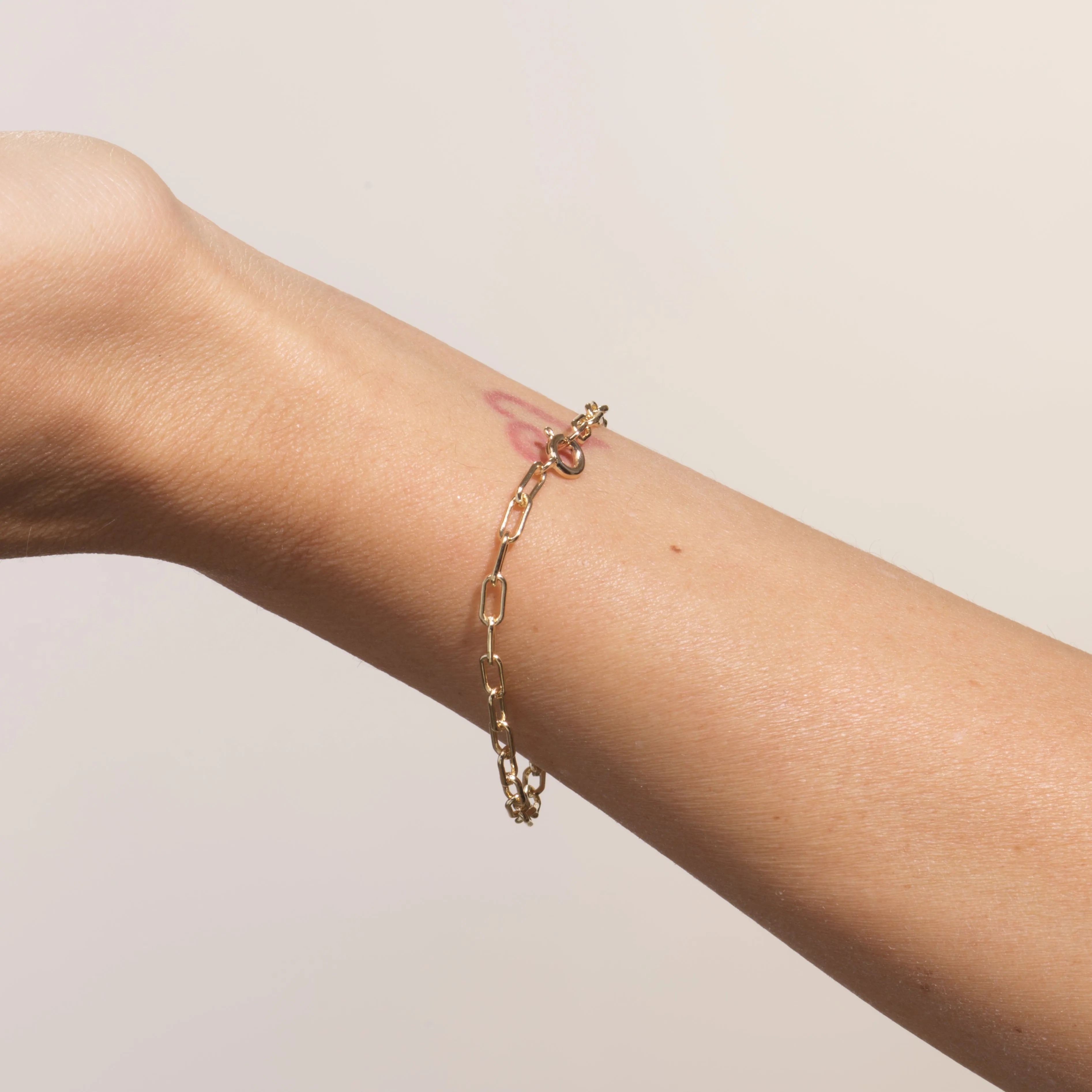 Delicate Oval Chain Bracelet
