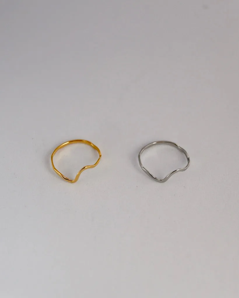 delicate wave ring