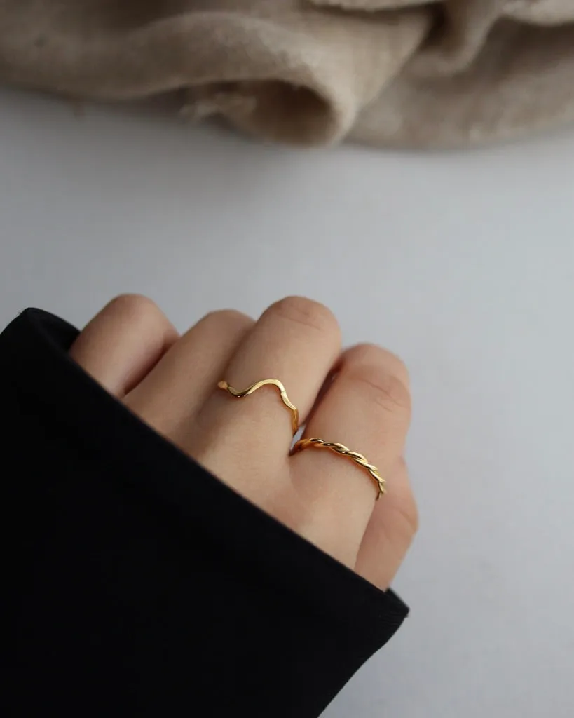 delicate wave ring