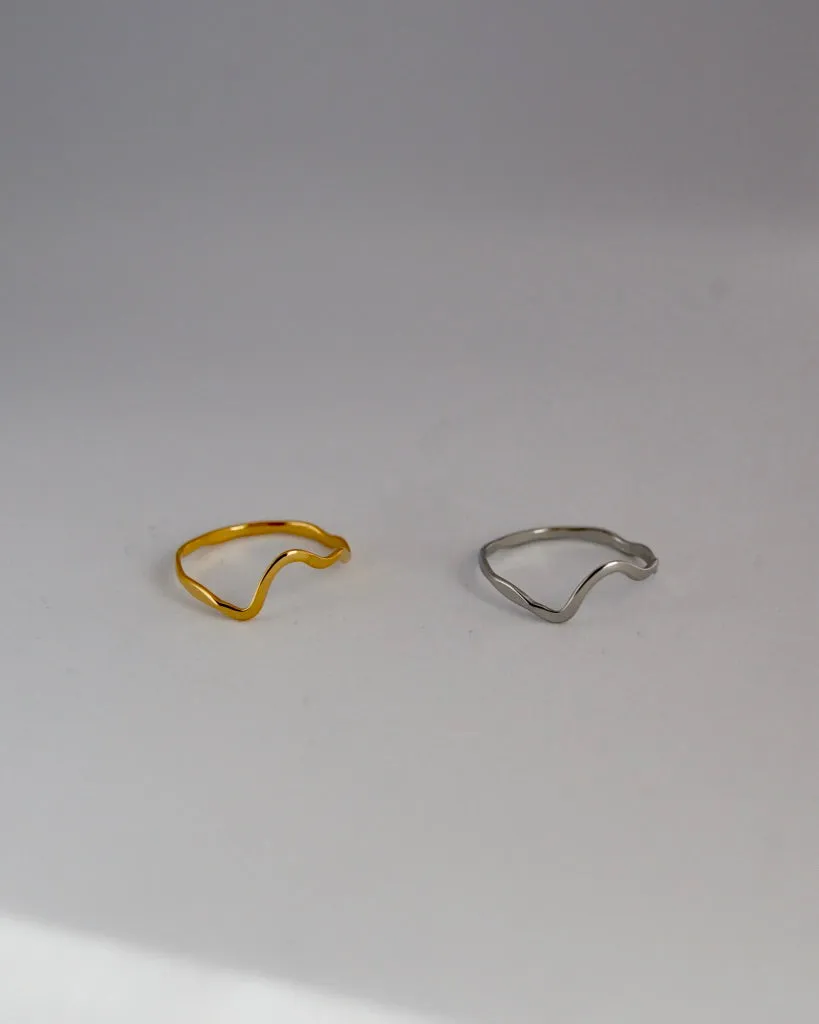 delicate wave ring