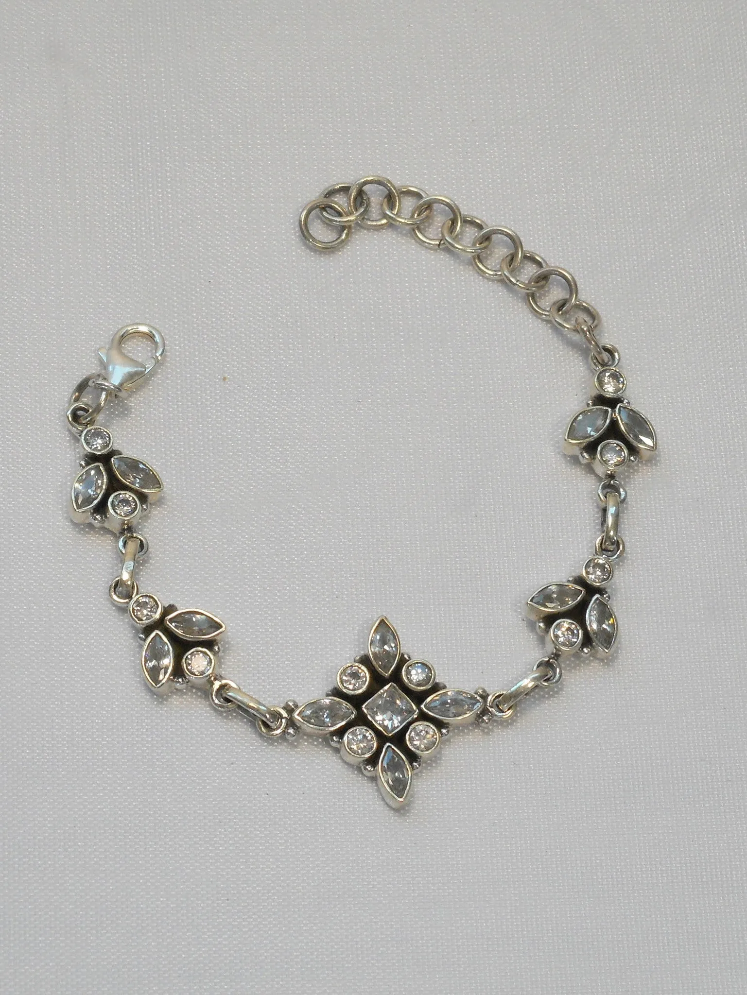 Delicate White Topaz Bracelet 1
