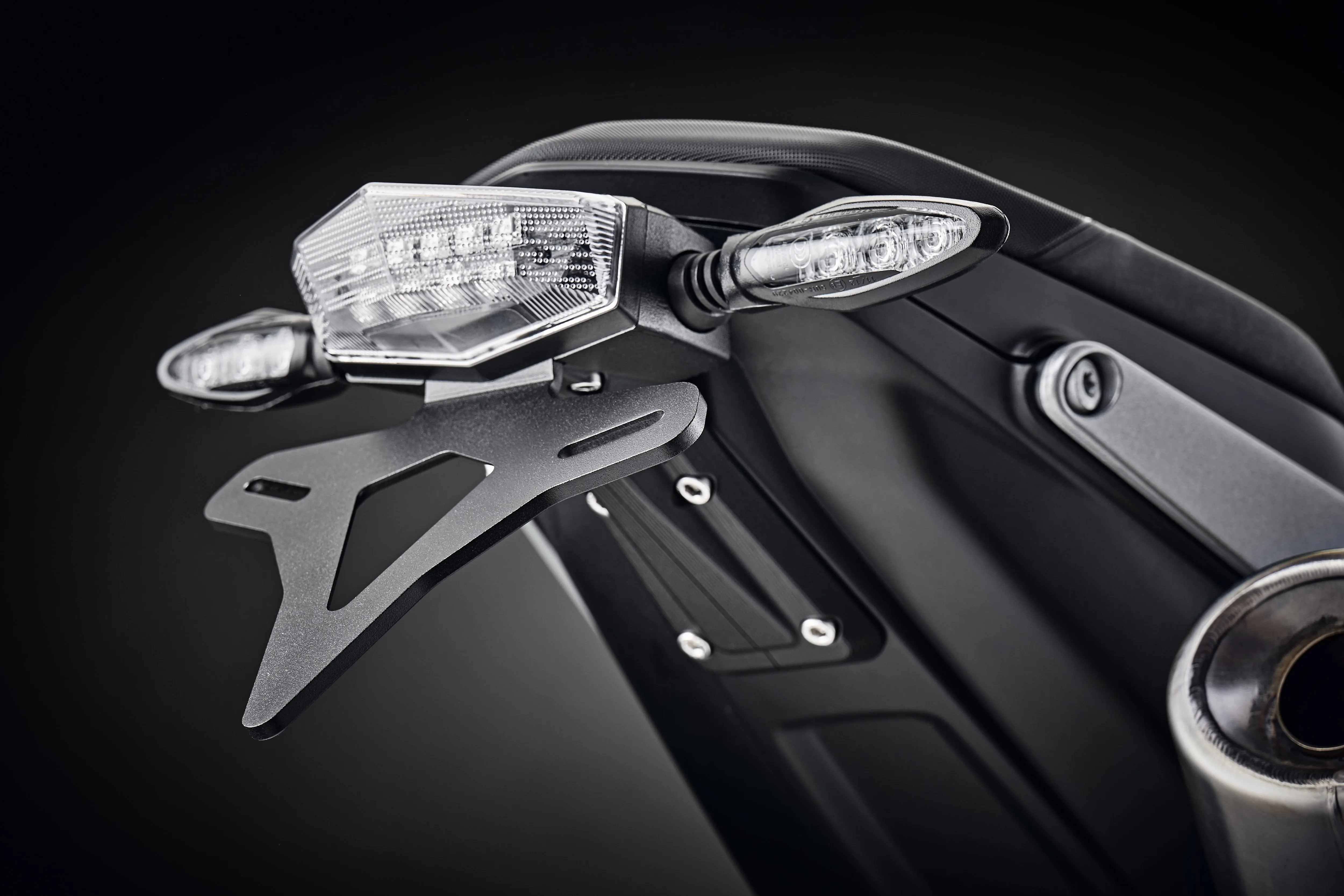Evotech KTM 890 Duke R Tail Tidy (2020 ) (Clear Rear Light)