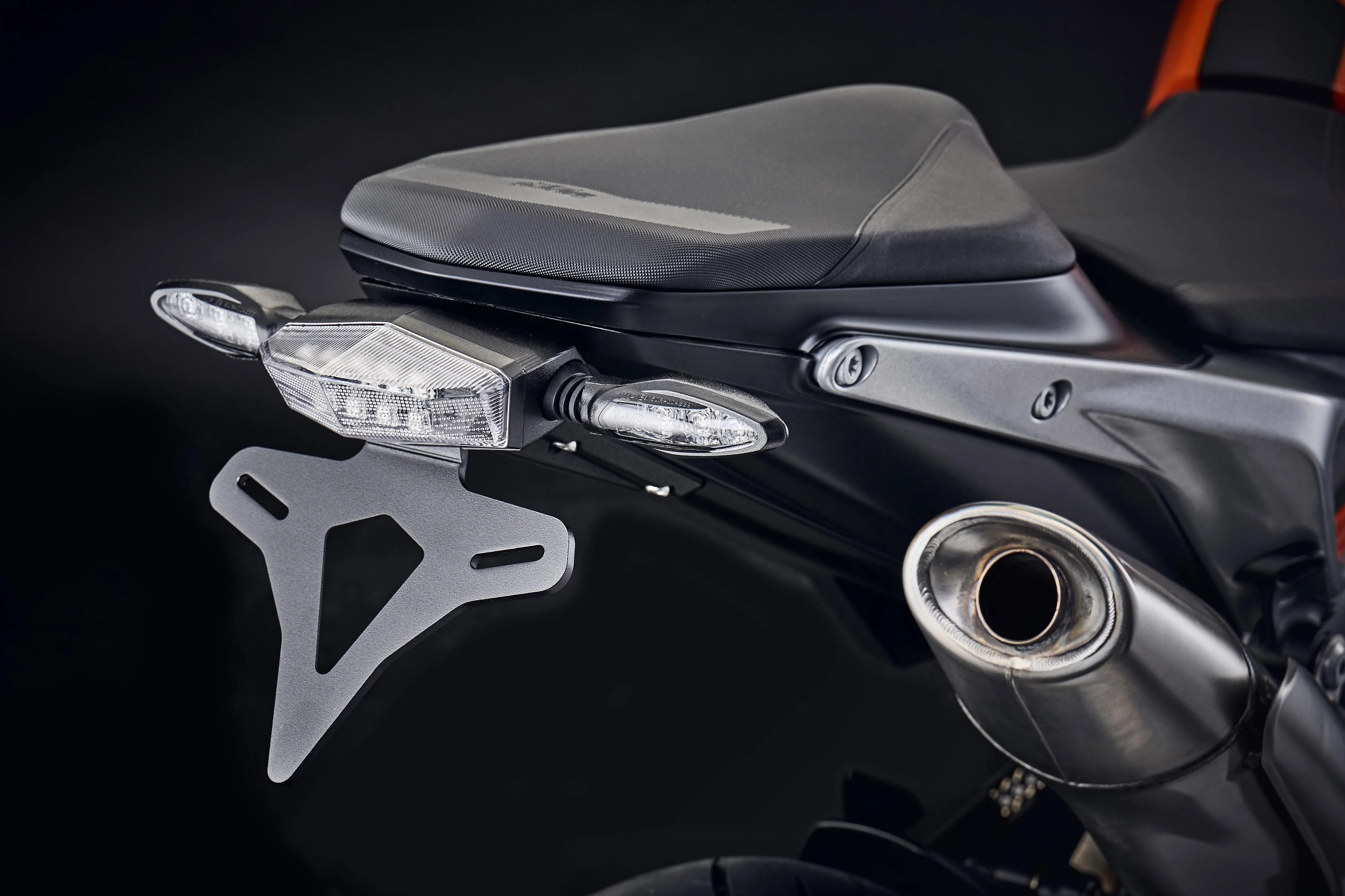 Evotech KTM 890 Duke R Tail Tidy (2020 ) (Clear Rear Light)