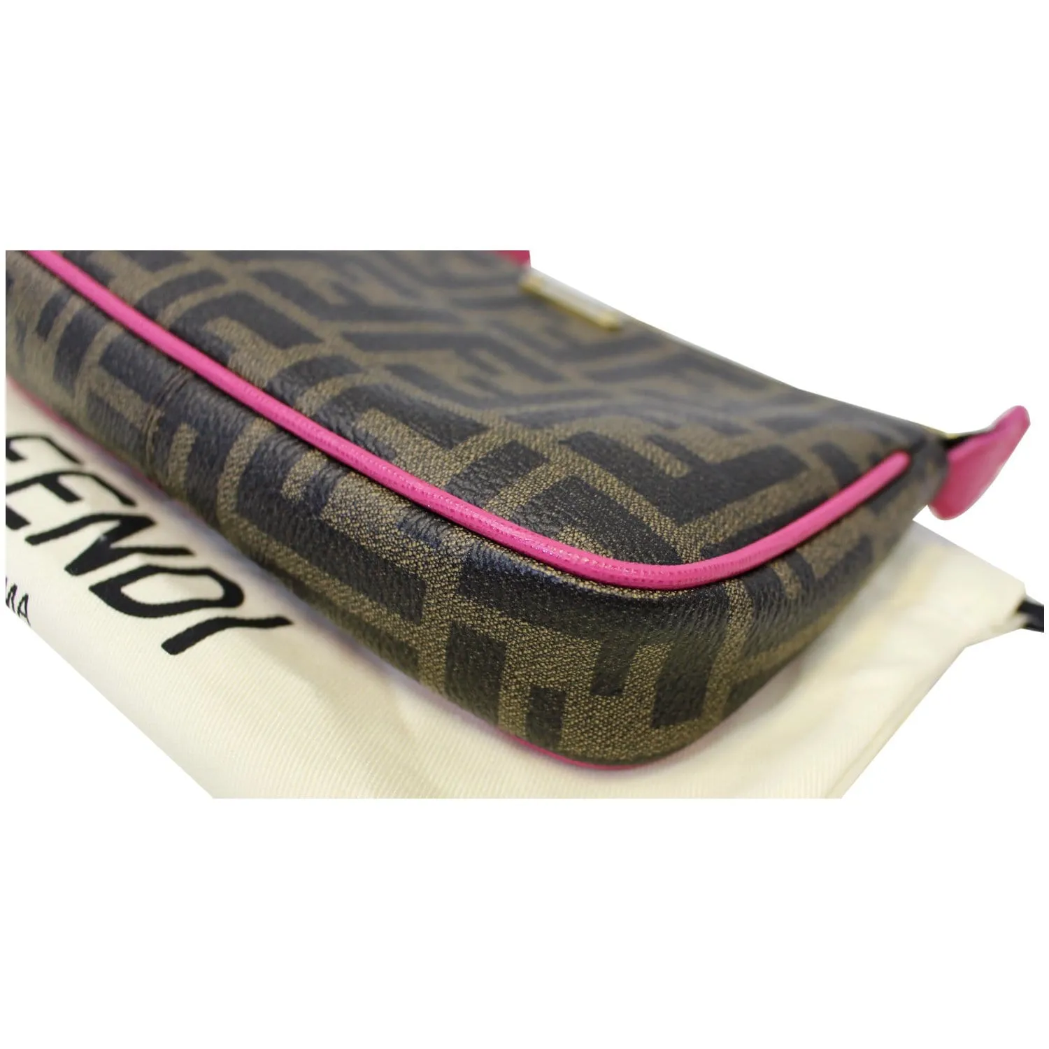 FENDI Spalmati Zucca Pochette Pouch Fuchsia