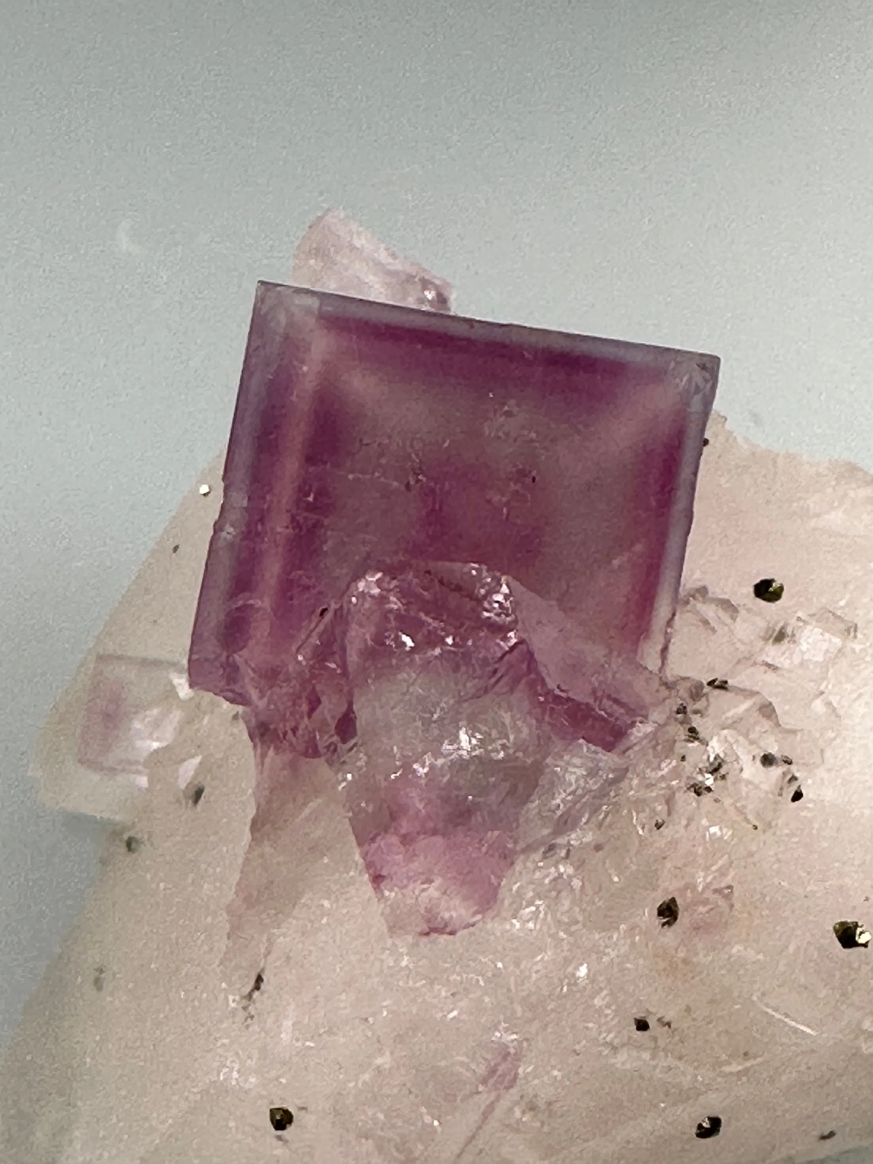 Fluorite on Calcite with Chalcopyrite, Pierce Vein, Gaskins Mine, Minerva Oil Company, Empire District, Southern Illinois, Mined c. early 1970’s, ex. Roy Smith Collection, Miniature, 2.8 x 3.2 x 4.9 cm, $200. Online Dec. 12.