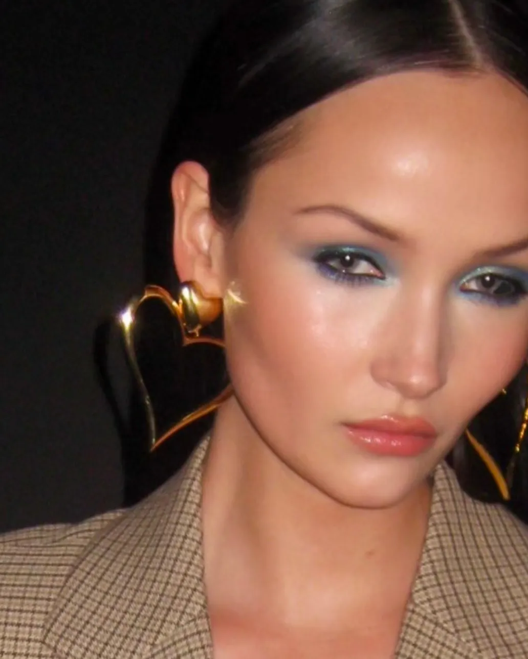 GILDED STATEMENT HEART EARRING
