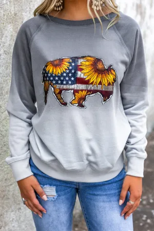 Gray American Flag Sunflower Cow Shape Print Graphic Sweatshirt