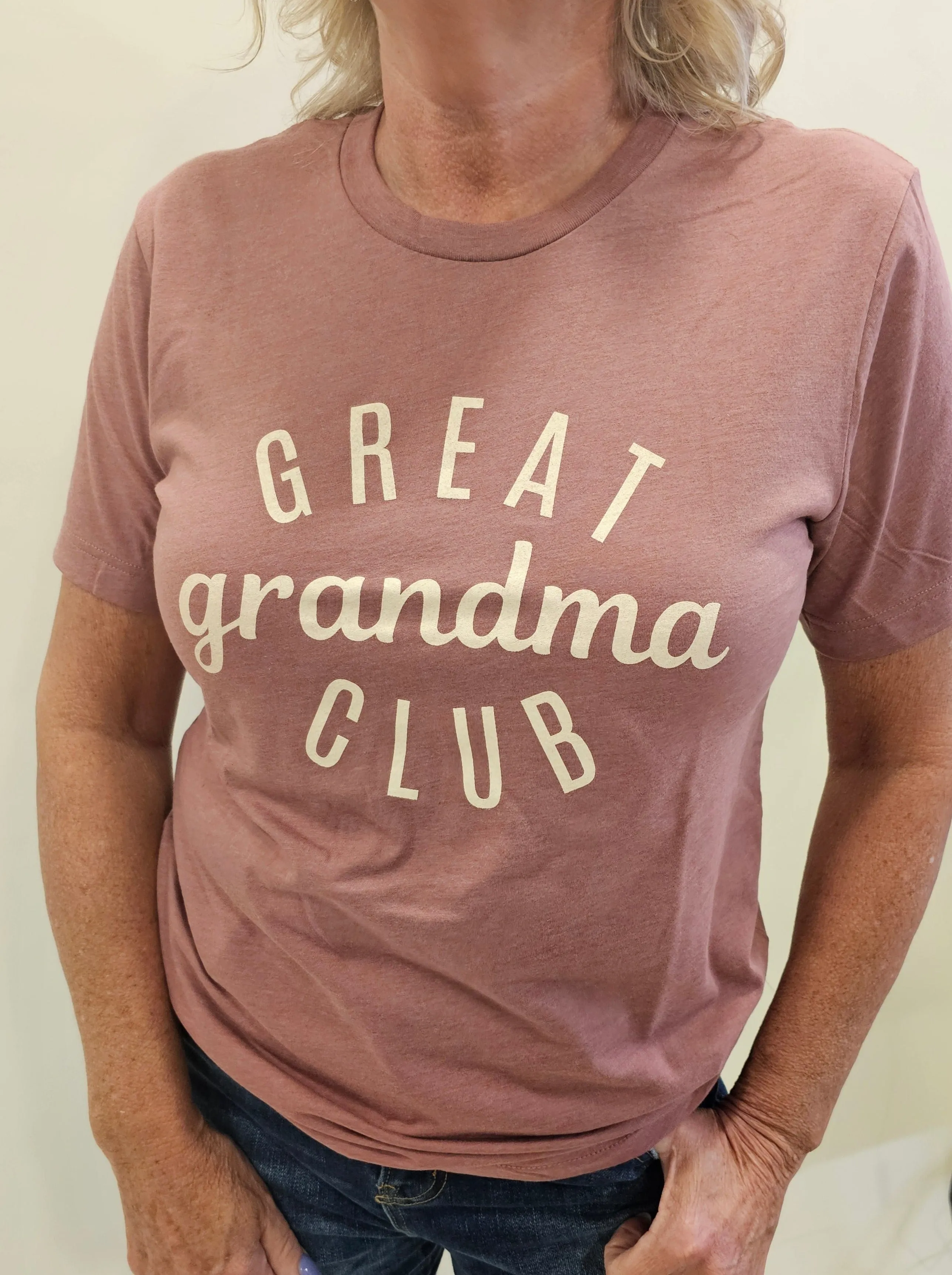 GREAT GRANDMA CLUB GRAPHIC TEE