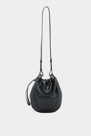 Hilma Bucket Bag in Noir