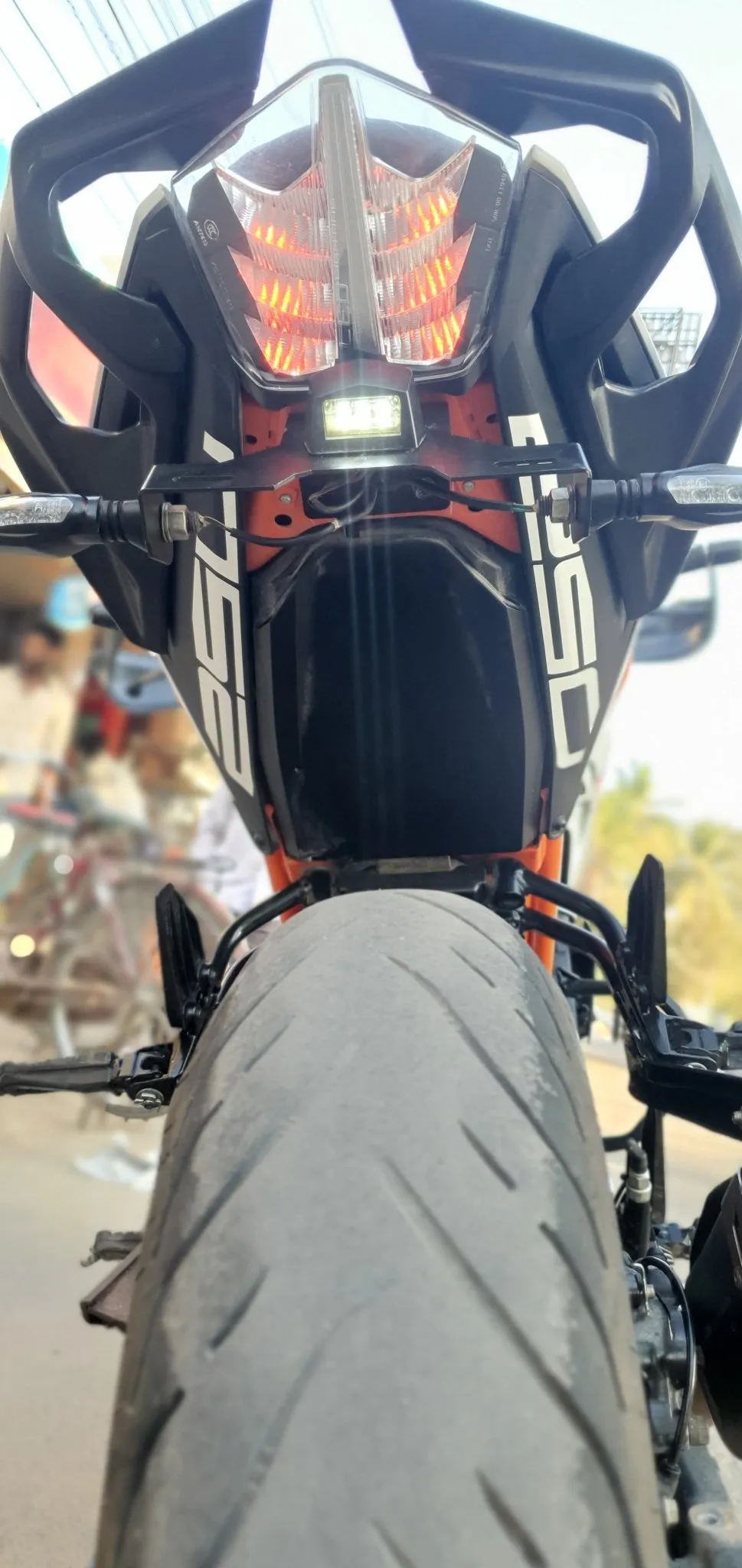 KTM Duke 390/ 250/ 200 MOTOAGGRANDIZE Tail tidy
