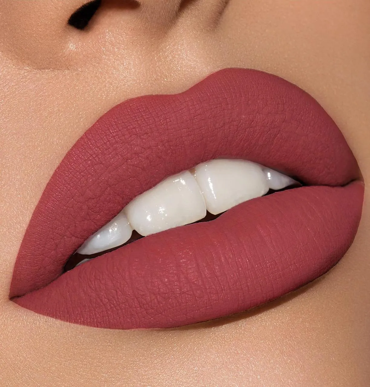 Labial Líquido Matte SAHARA LUXOR COSMETICS