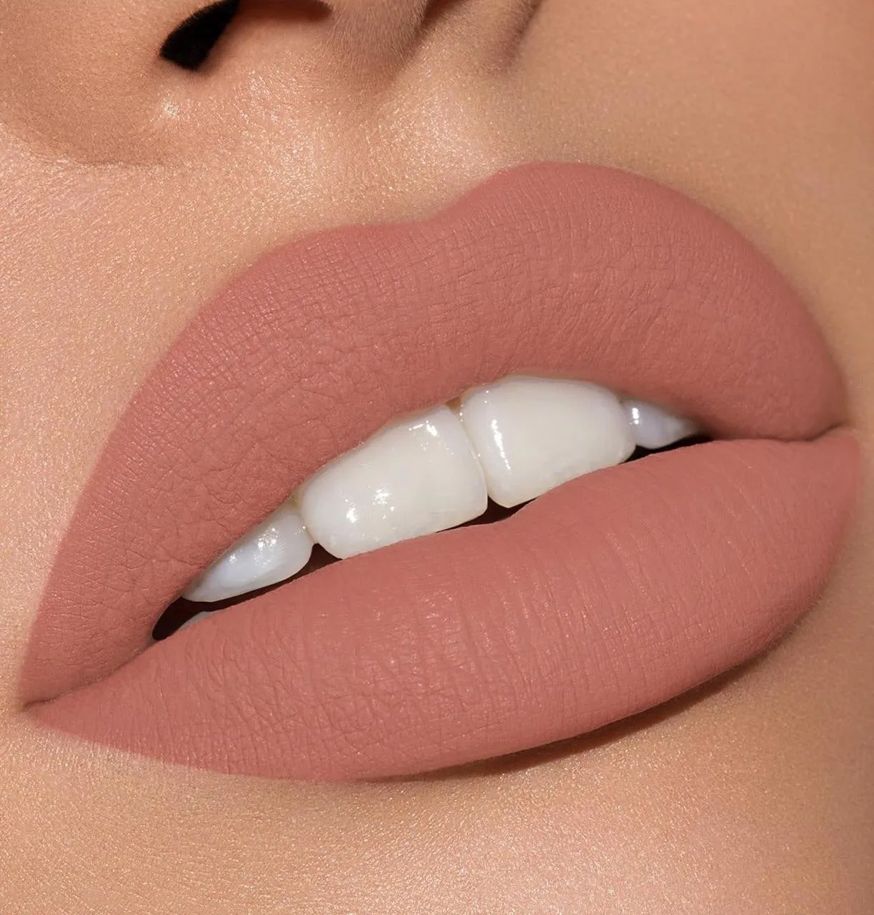 Labial Líquido Matte SNAKE LUXOR COSMETICS