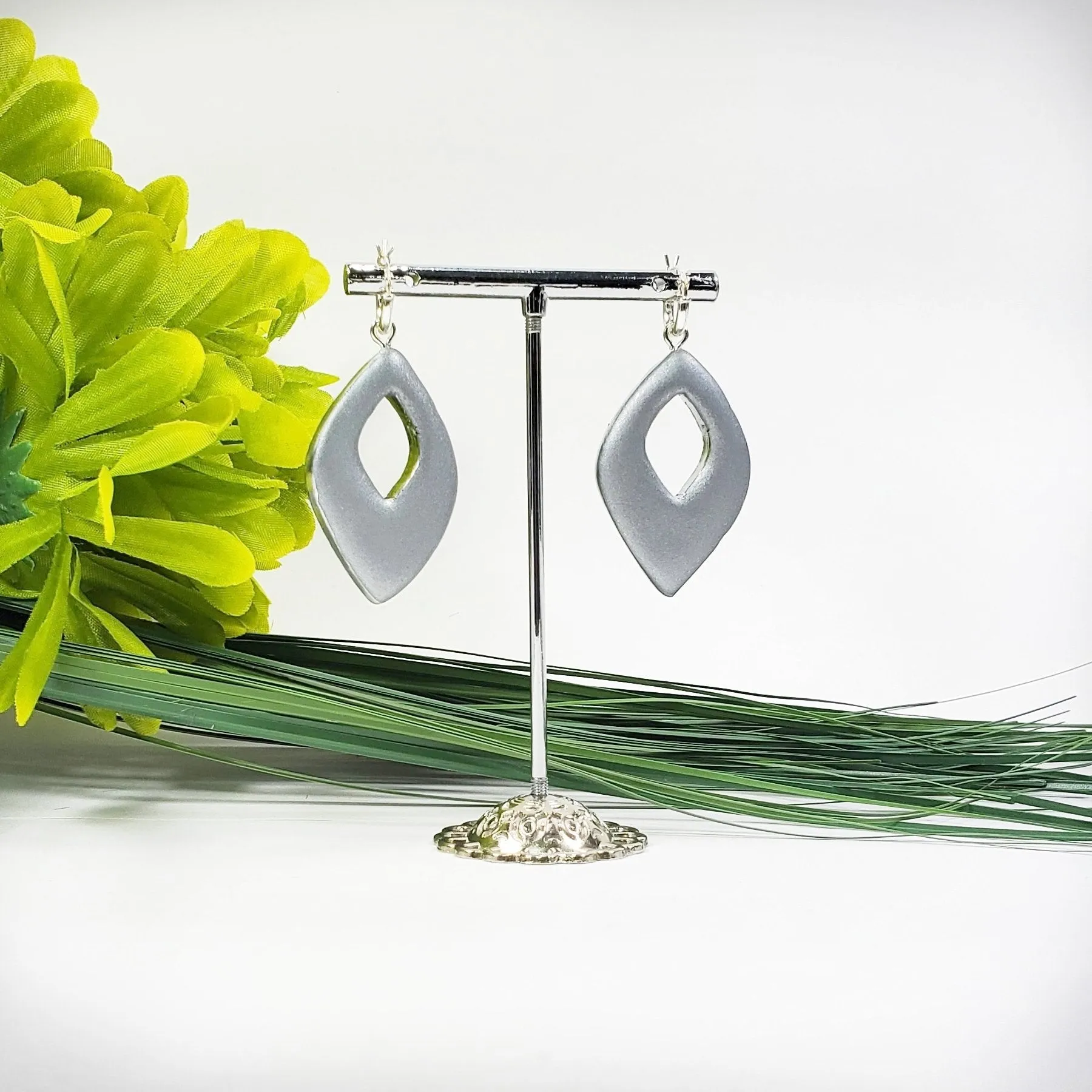 Large Diamond Cutout Dangle Earring - Chrome