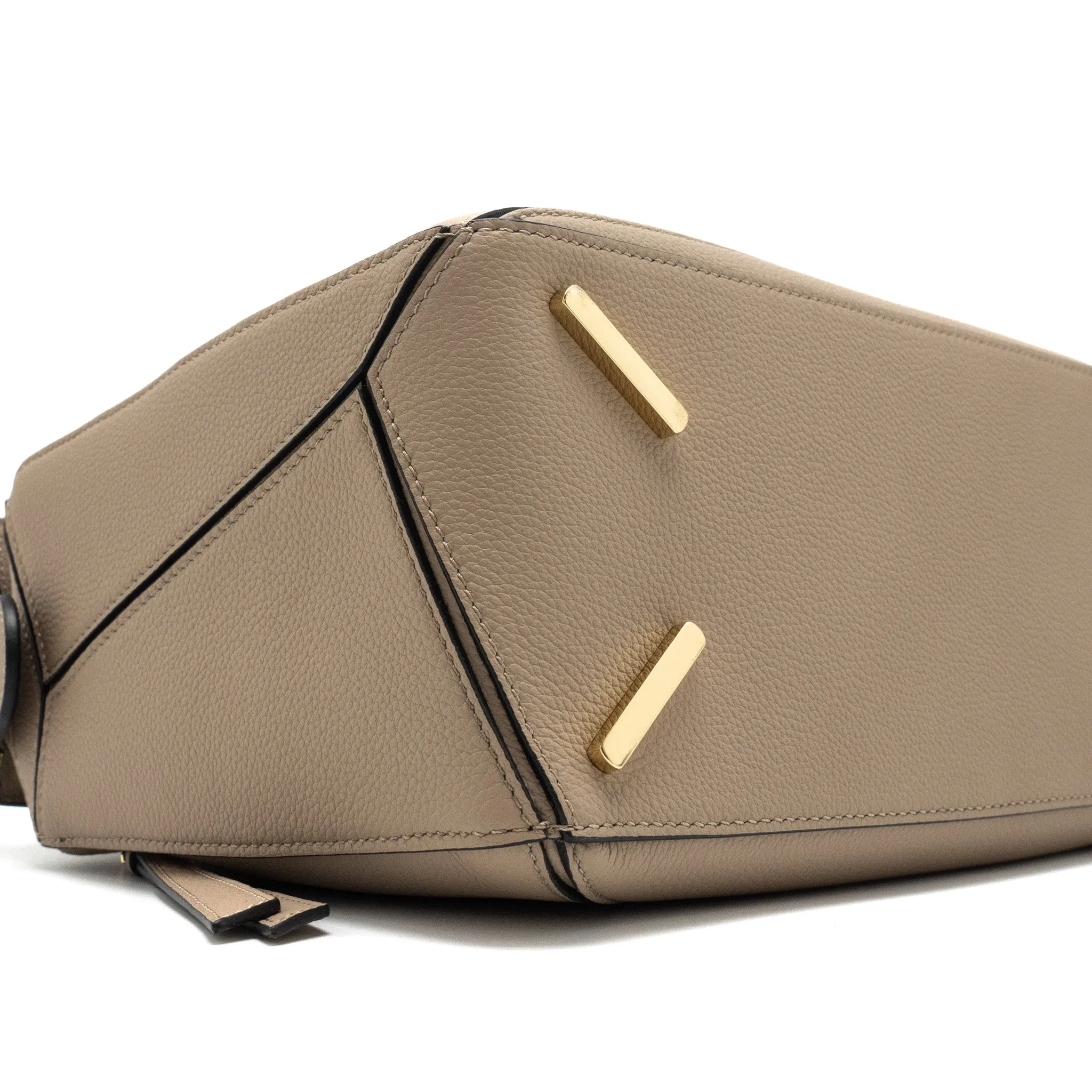 Loewe Medium Puzzle Bag Soft Grained Calfskin Sand GHW