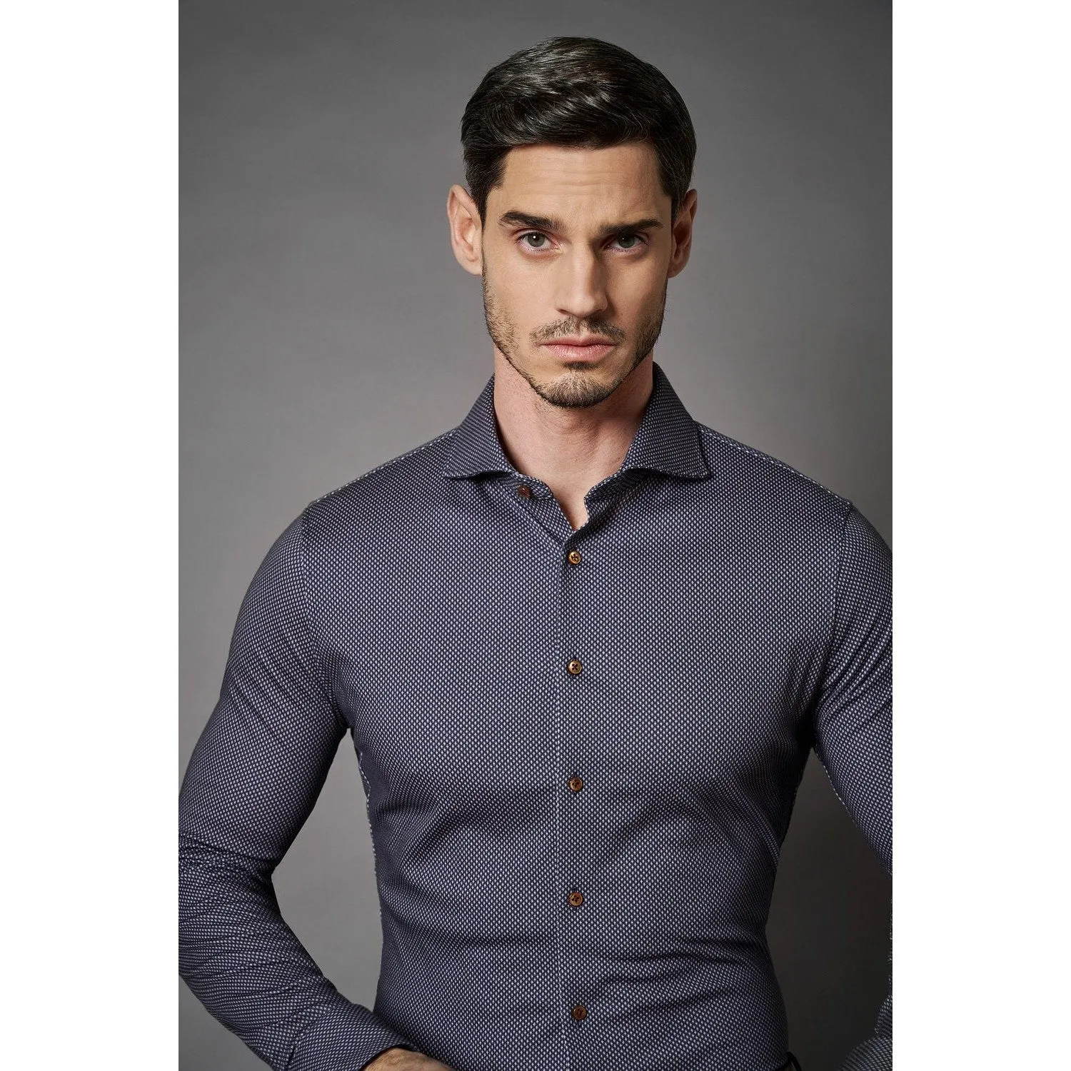 LUXURY NEAT PATTERN HAI COLLAR