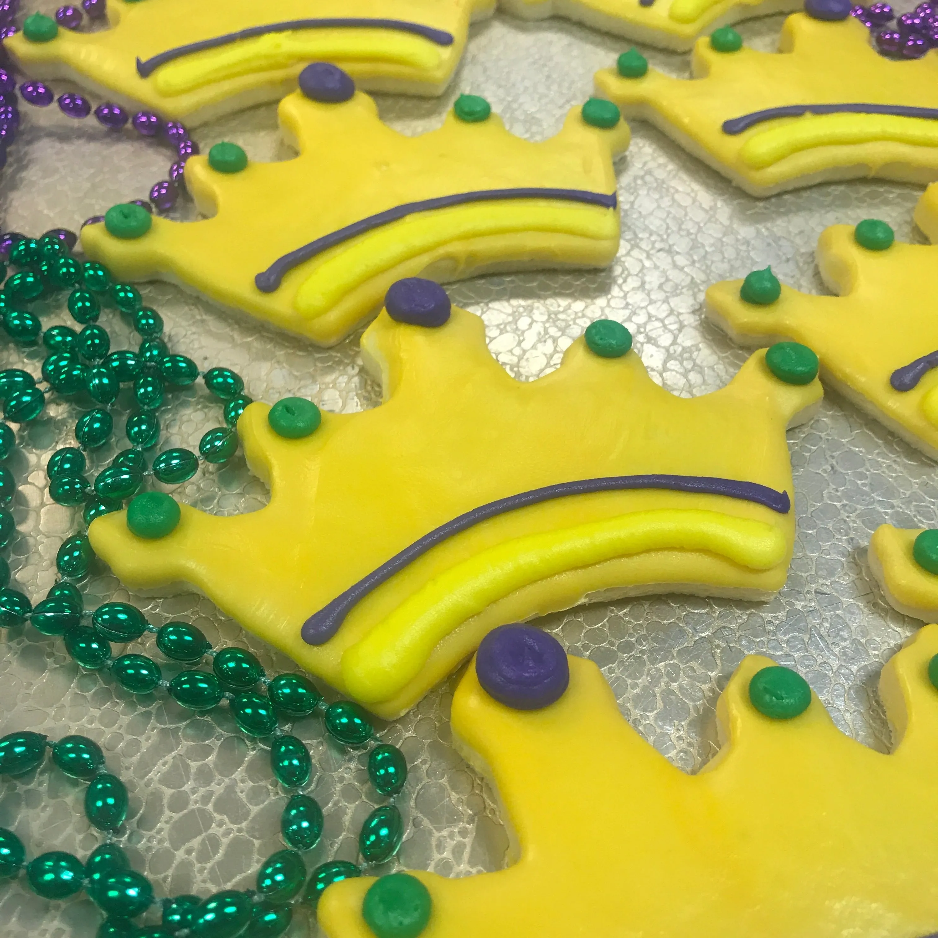Mardi Gras Gold Crown Cookie