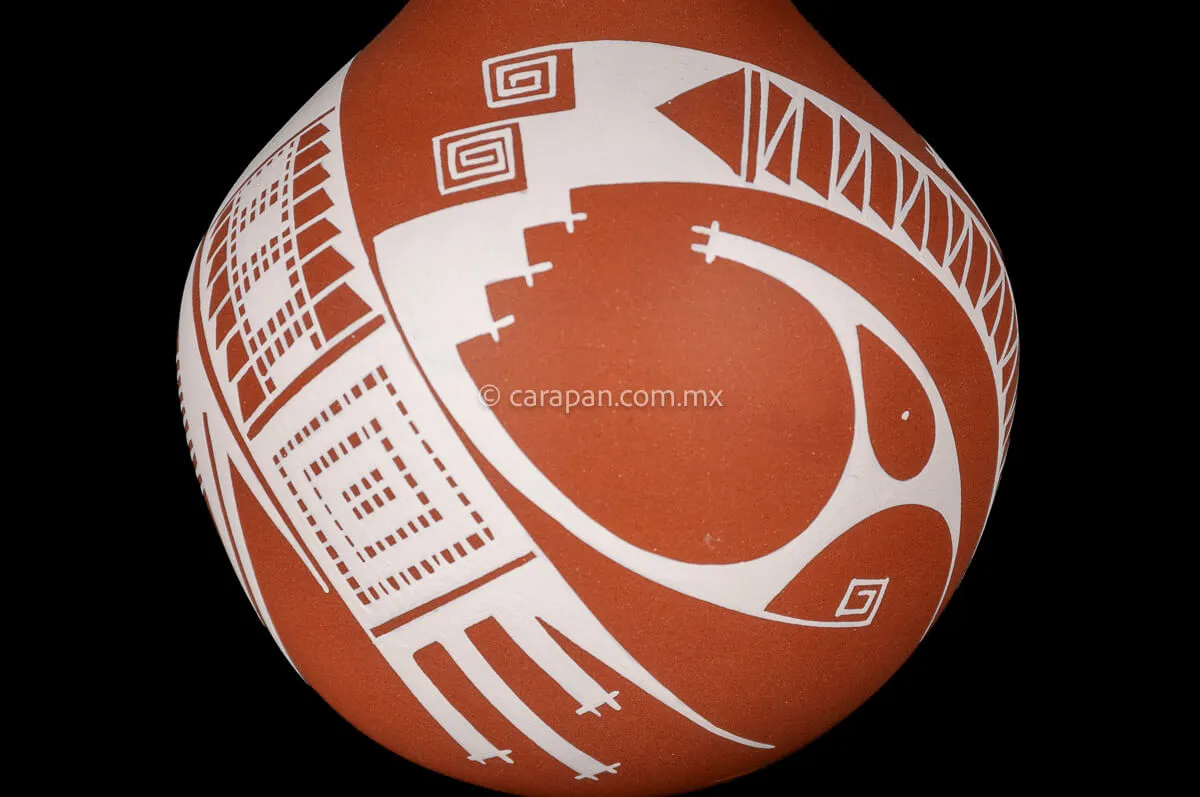 Mata Ortiz Orange Pot decorated with Beige Patterns