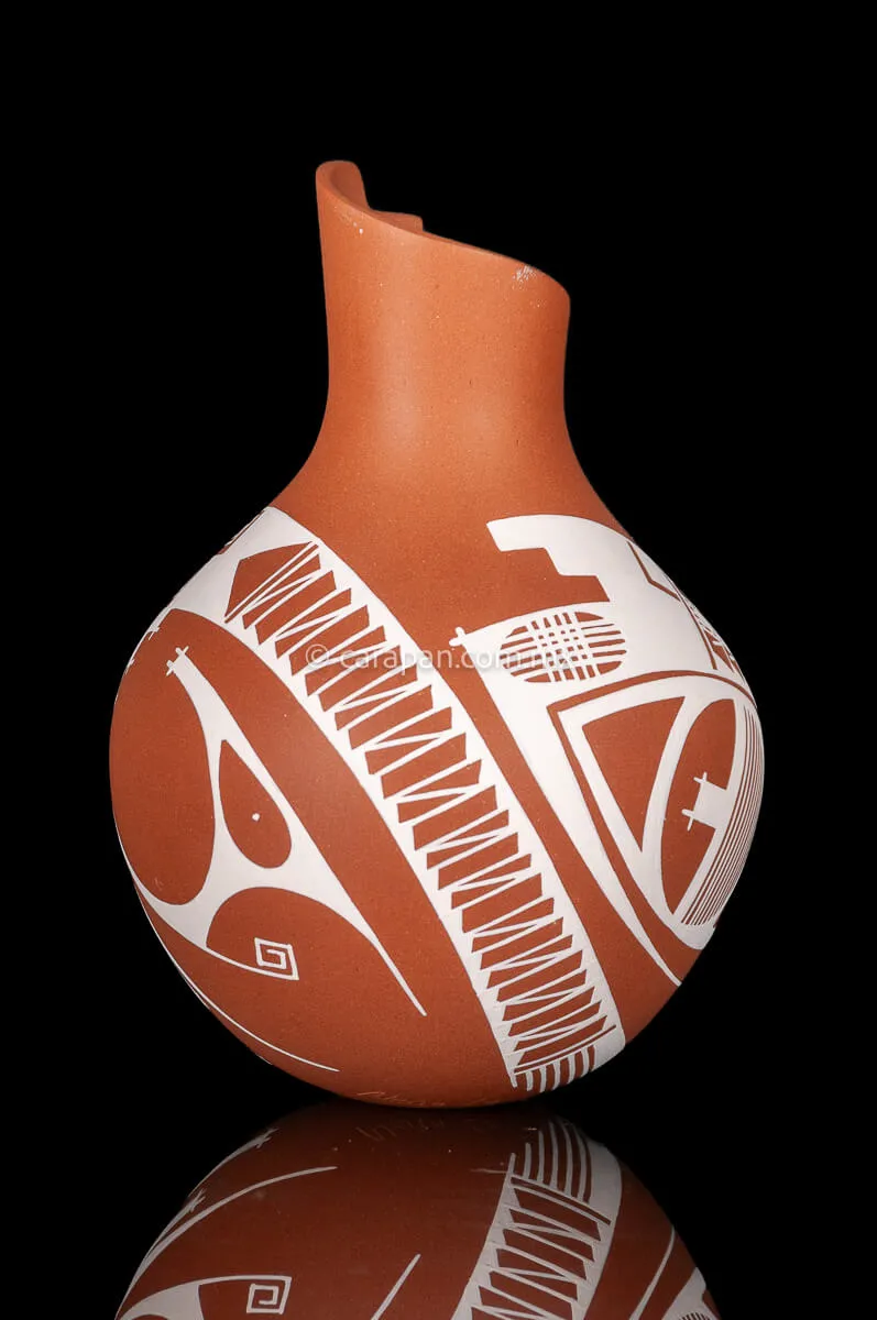 Mata Ortiz Orange Pot decorated with Beige Patterns