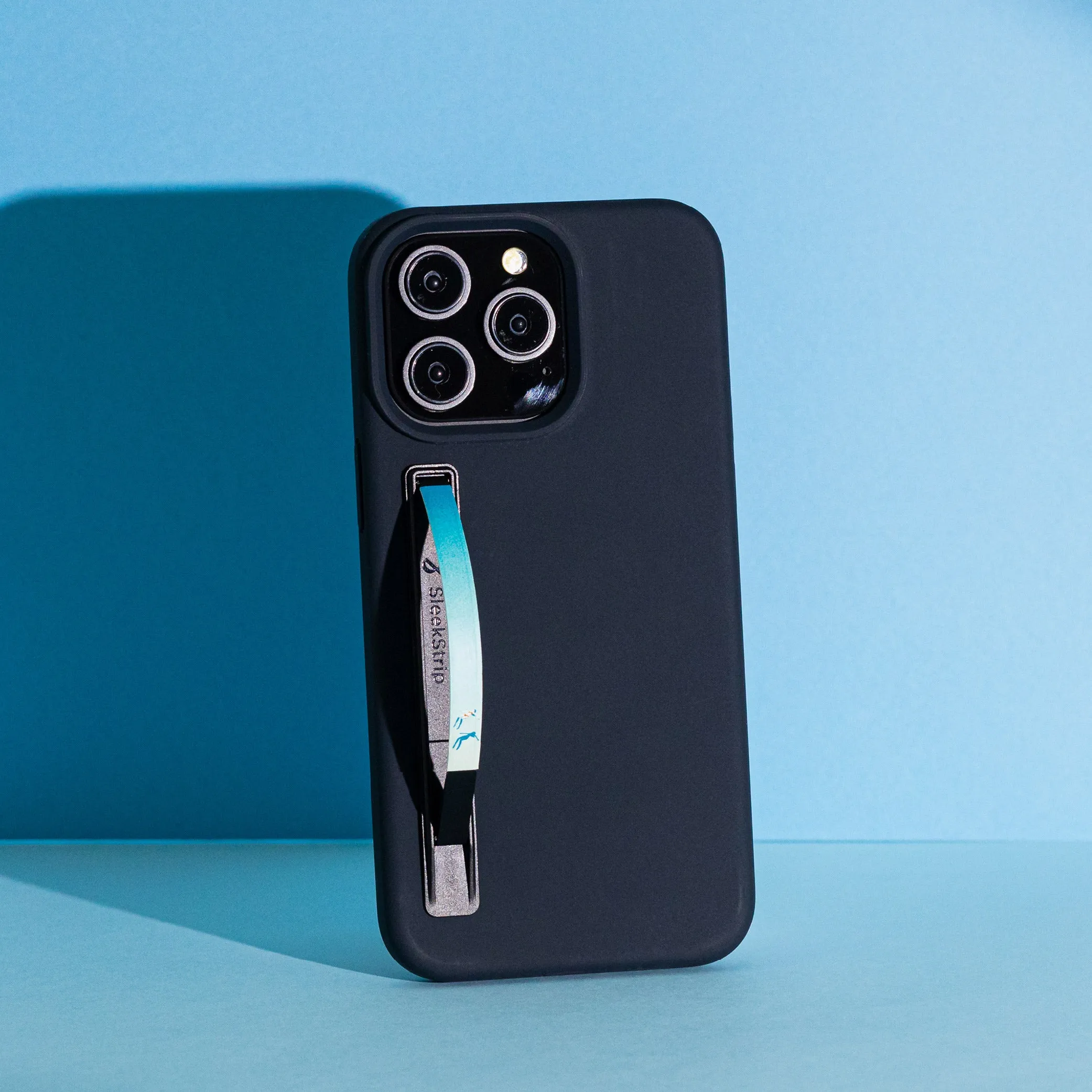 Matte Black x Floating Dream