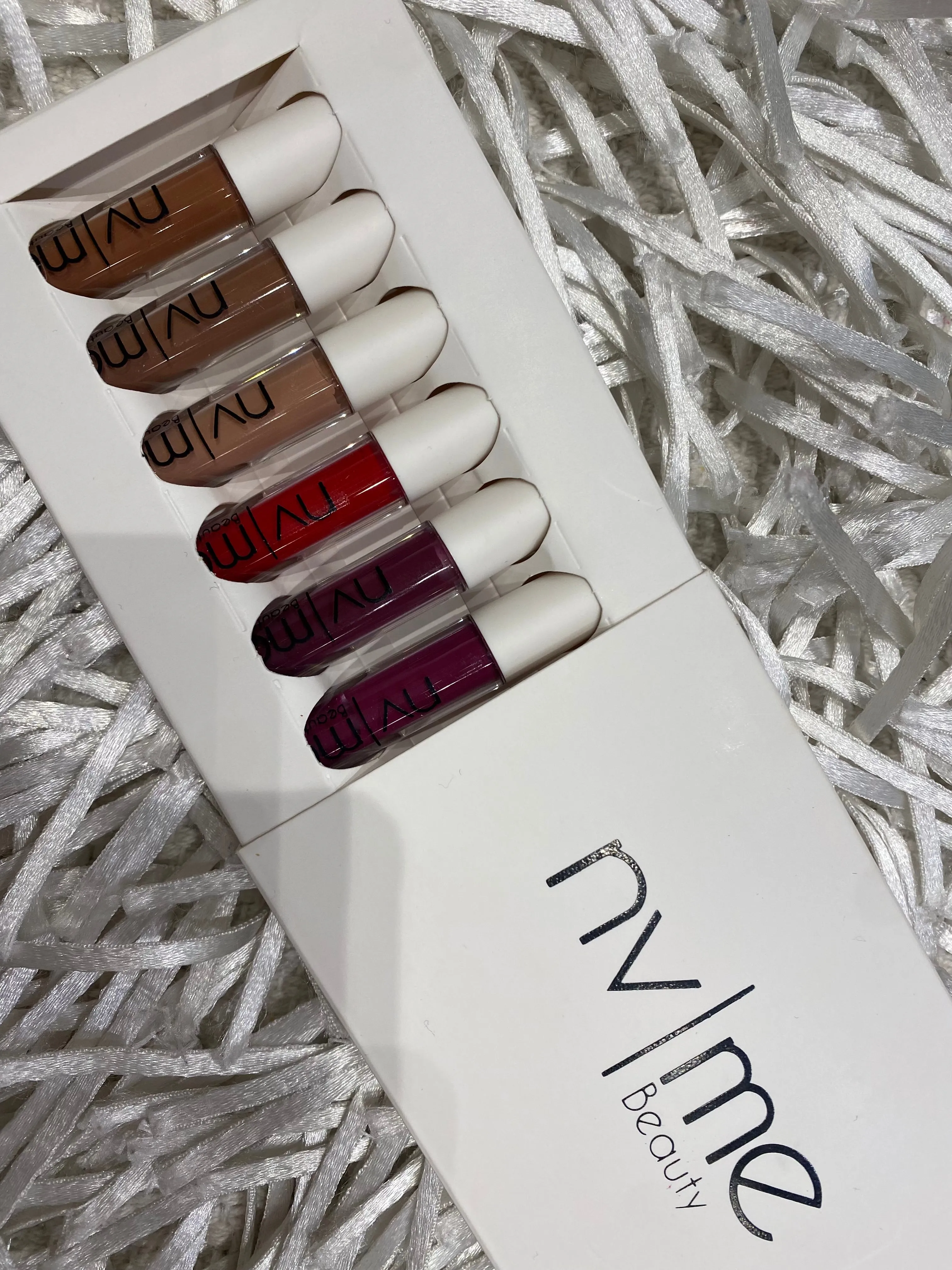 Nv|me Beauty-Semi Matte Mini Travel Lipstick Set