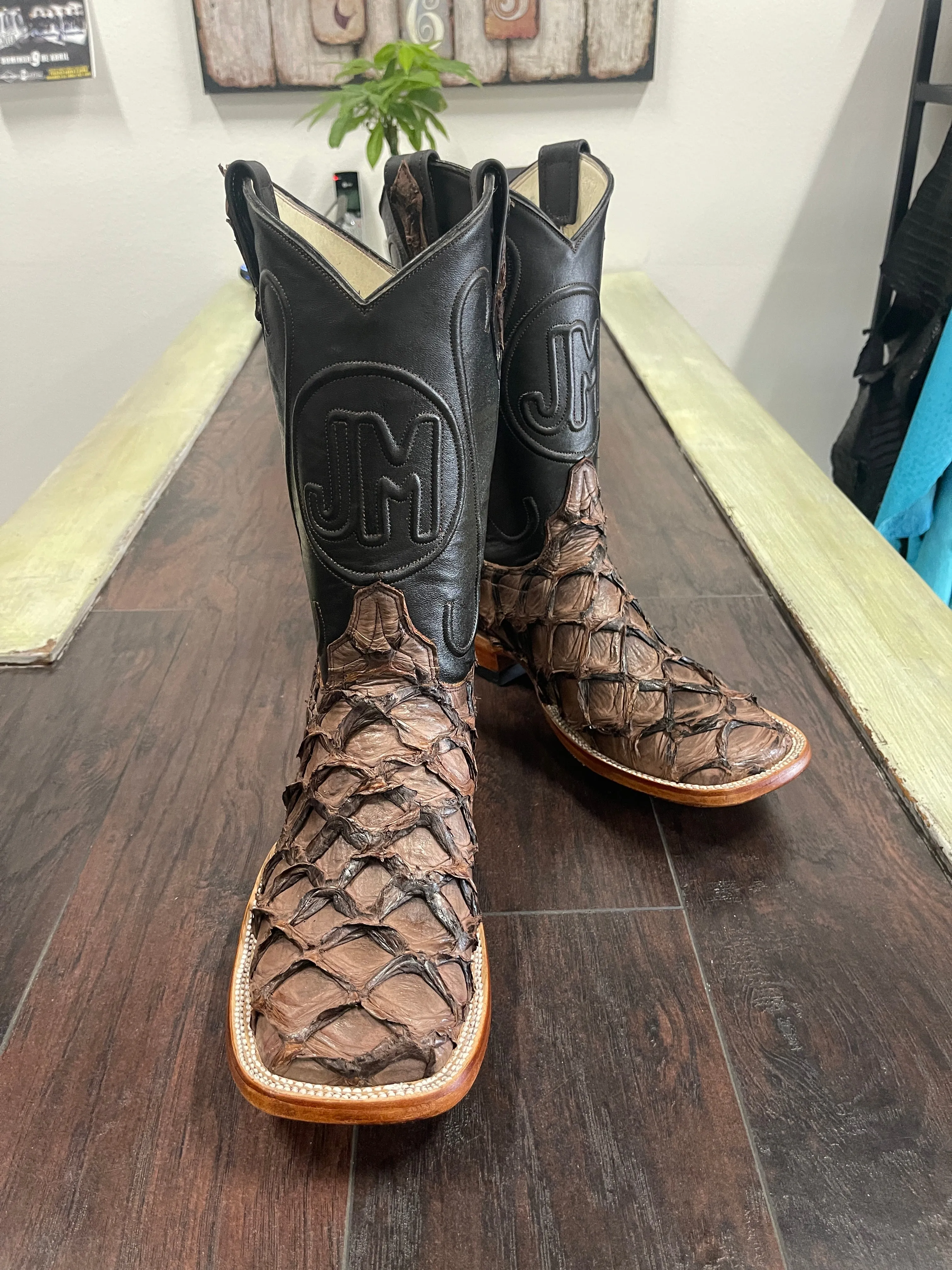 PRR Brown/Black