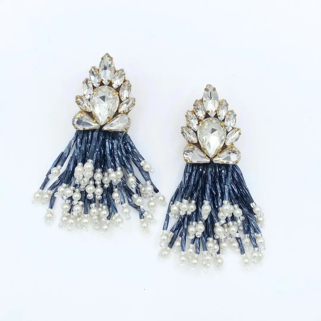 Rain Navy Pearl Earrings