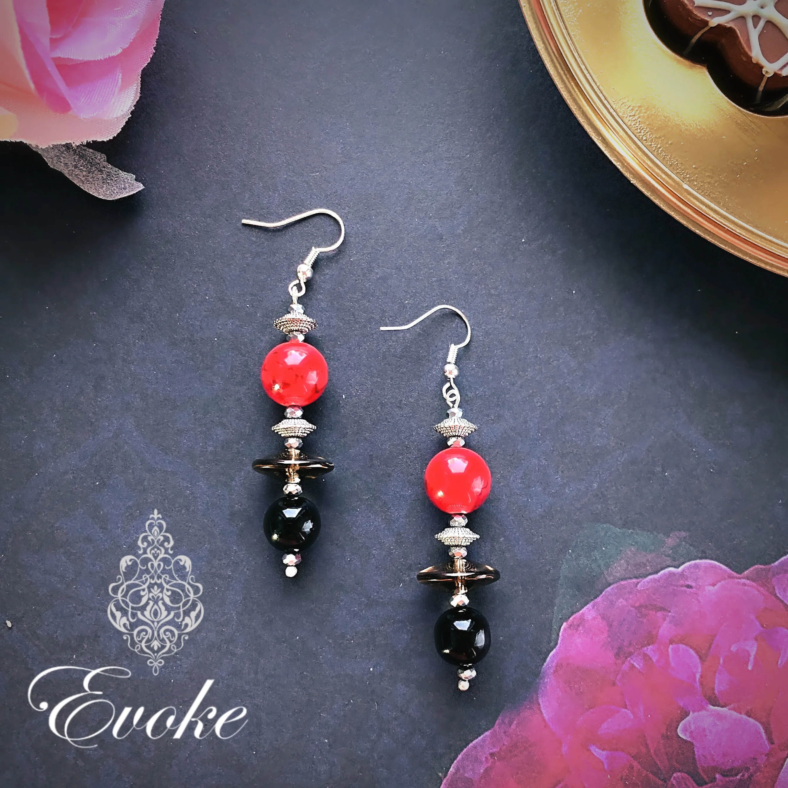 Red and Black Long Necklace
