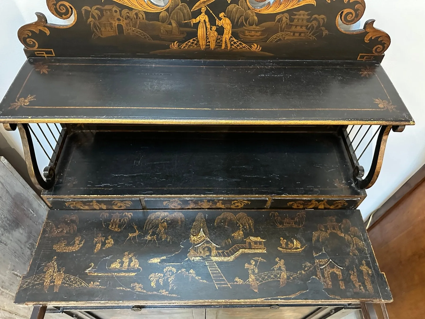 Regency Black Painted and Parcel-Gilt Chinoiserie Decorated Side Cabinet