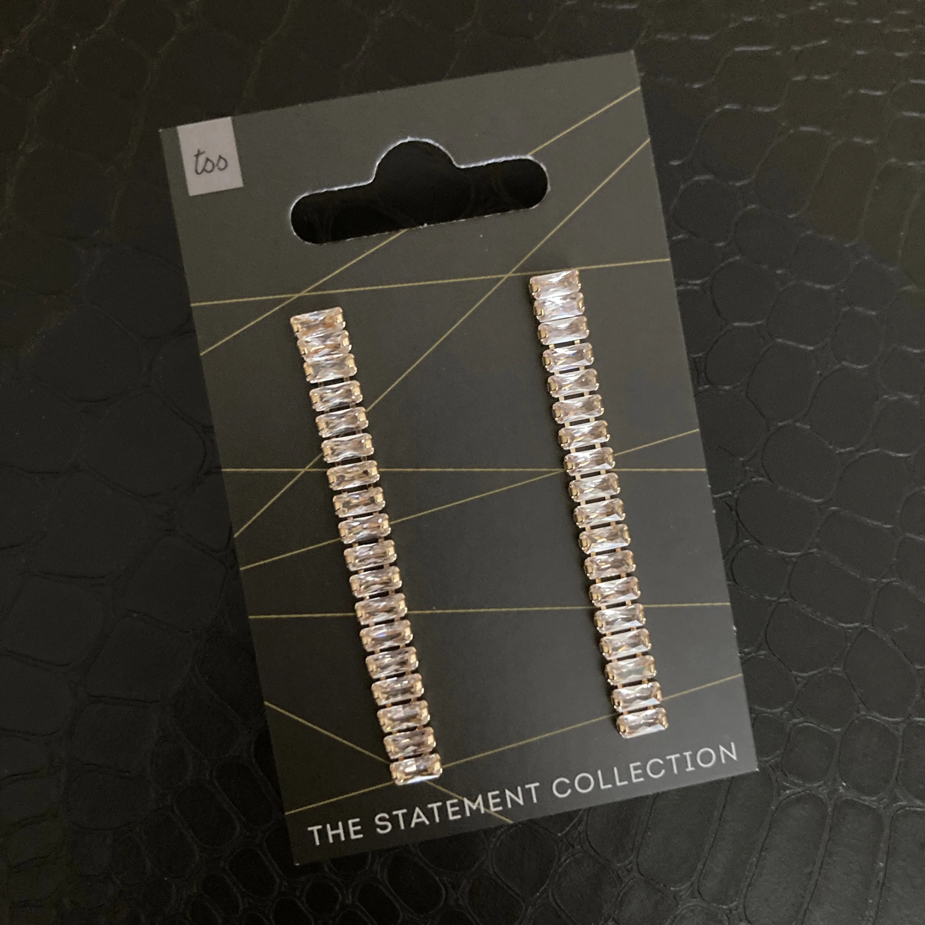 Runway XV Strand Earrings - Gold