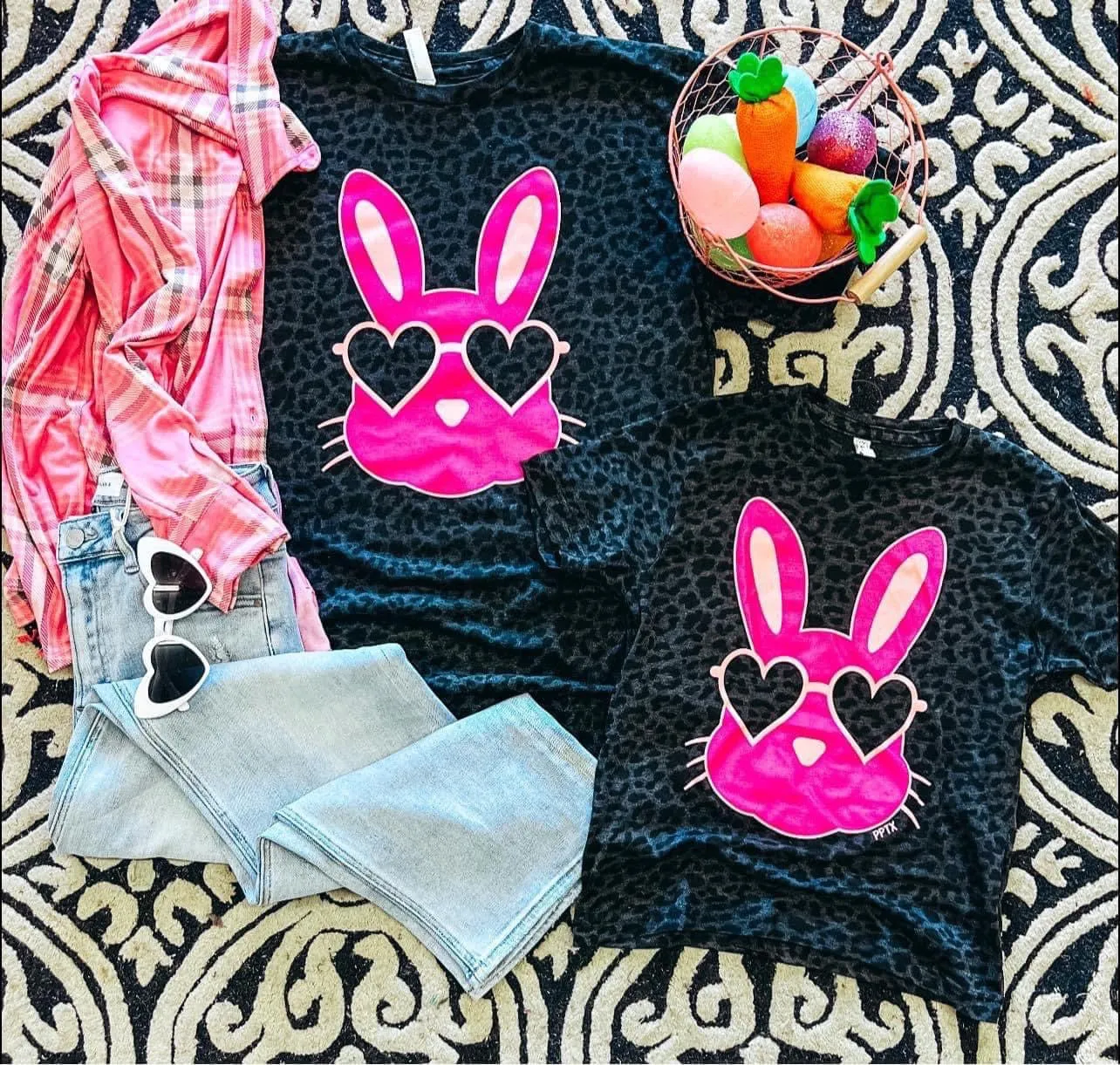 Sassy Bunny Tee: Charcoal