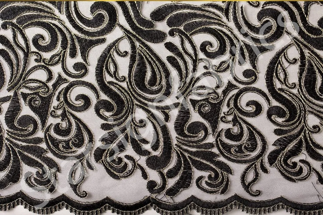 Scalloped Ornamental Thread Embroidered Fabric