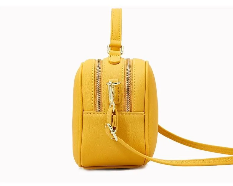 Signature Handbag - Matte Brown