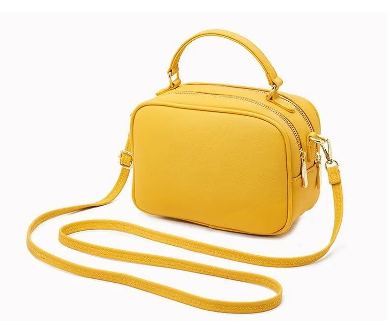 Signature Handbag - Matte Brown