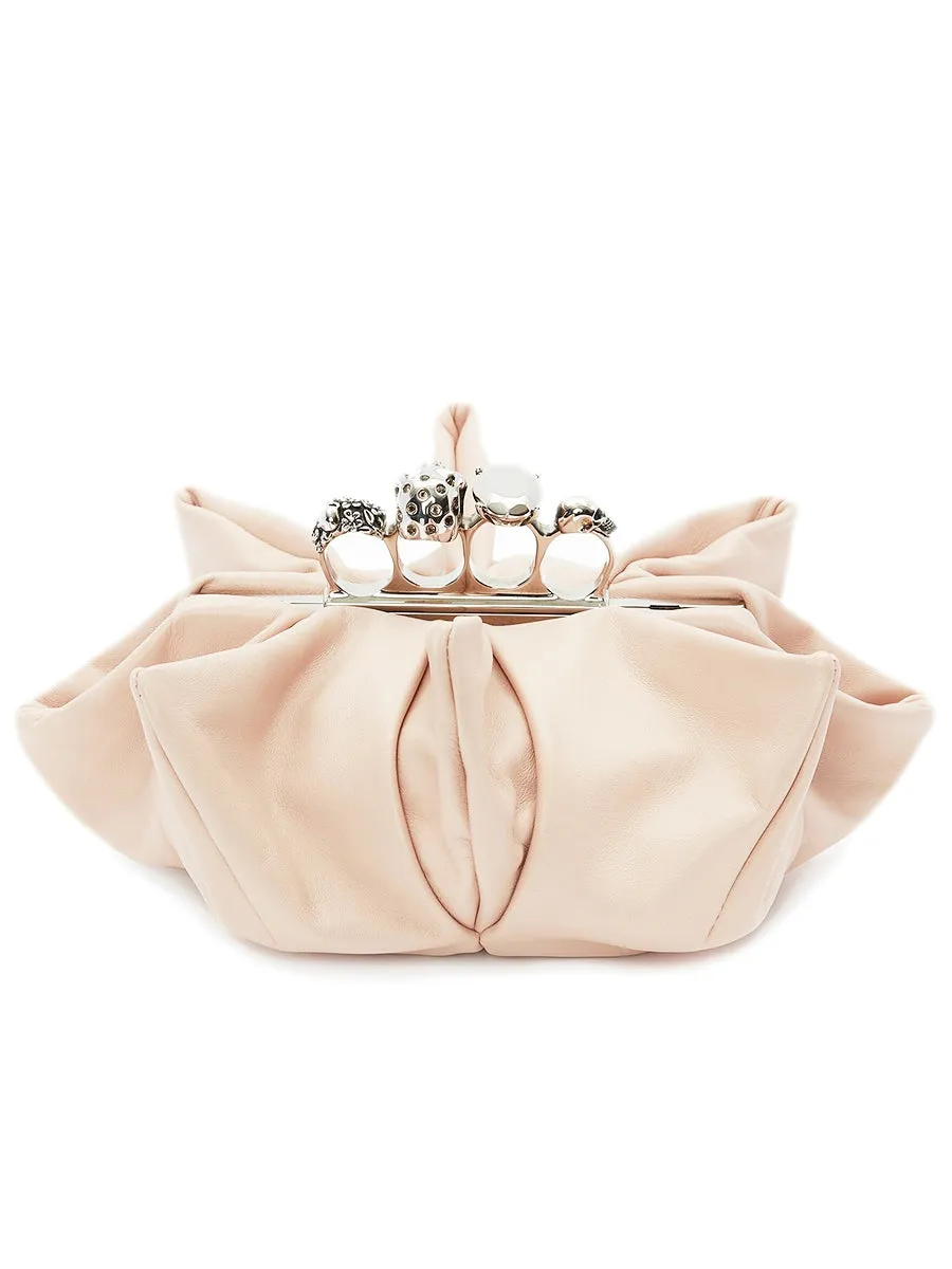 Skull Four-Ring Flower Clutch