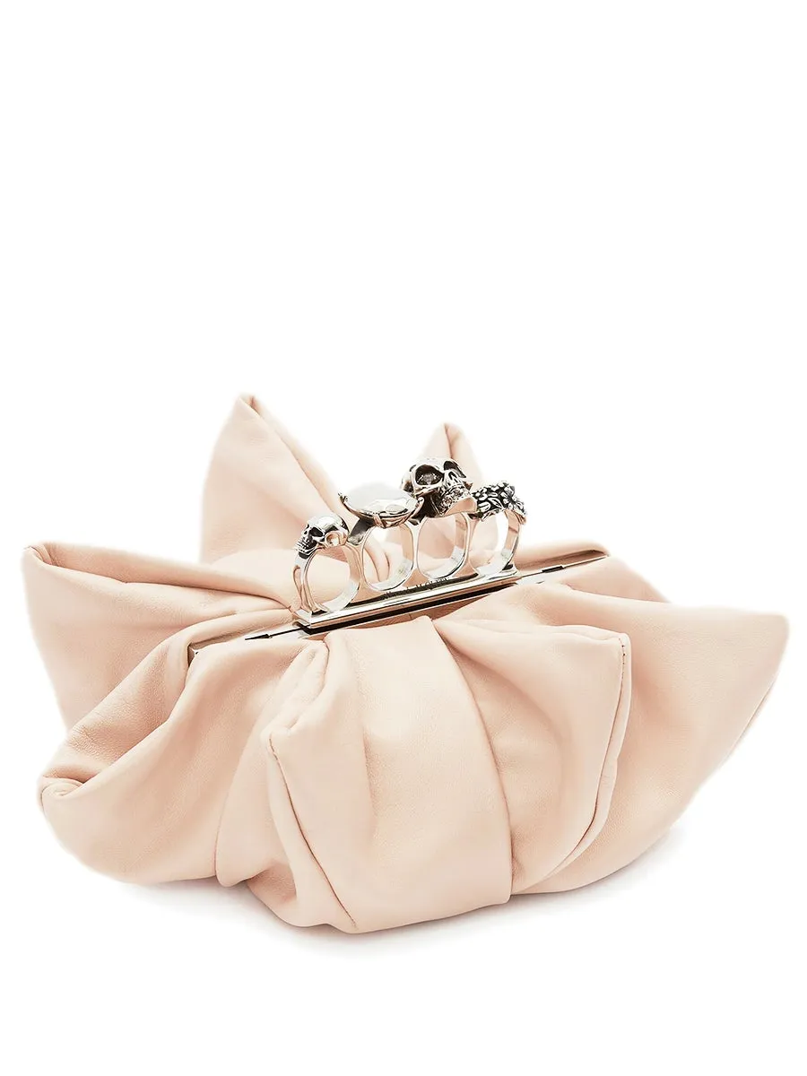 Skull Four-Ring Flower Clutch